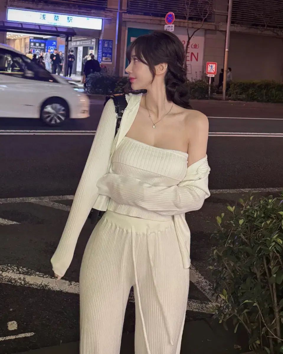 カインダミ スリム パータン ニット トレーナー フード セットアップ