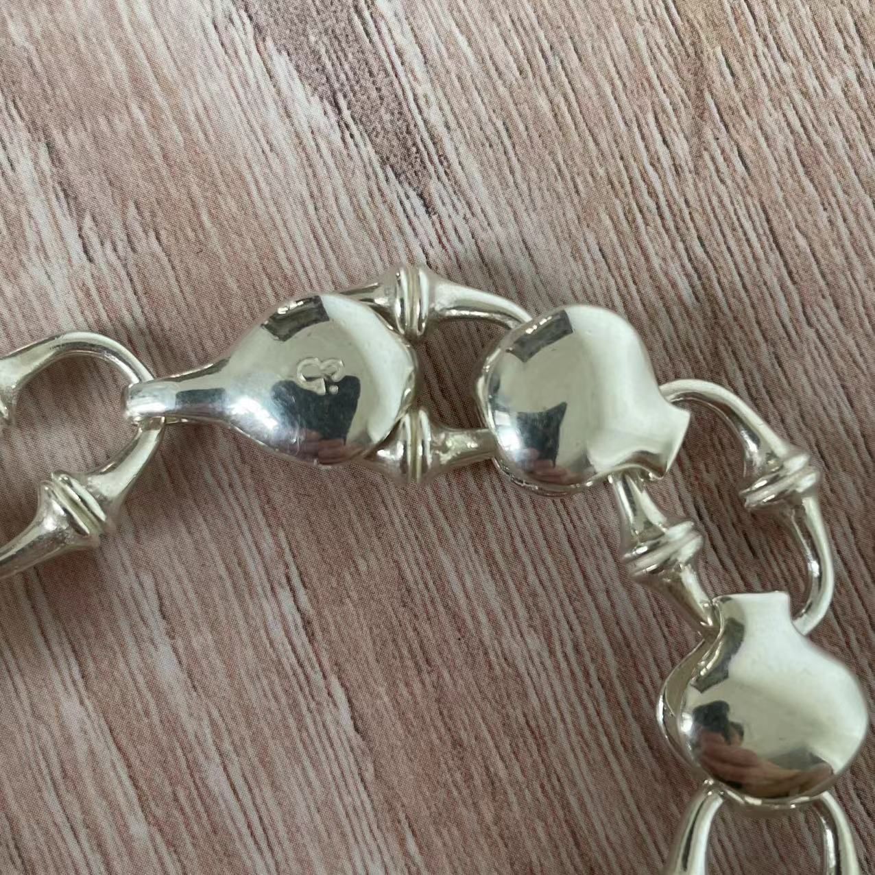 h'eres SPINAL COLUMN BRACELET301 - メルカリ