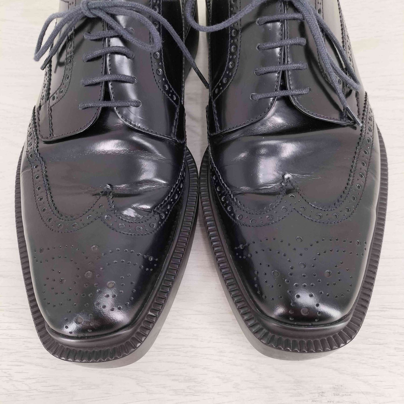 プラダ PRADA メダリオン ウイングチップ カーフダービーシューズ