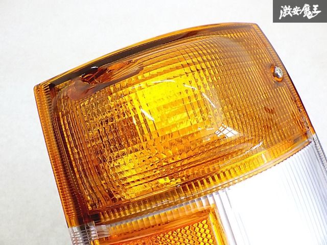 ★新品・未使用品★ いすゞ自動車 純正 NHR69E エルフ コンビネーション コーナー ランプ 右 右側 KOITO 210-21502 26120-9TF6 即納 棚Z-1