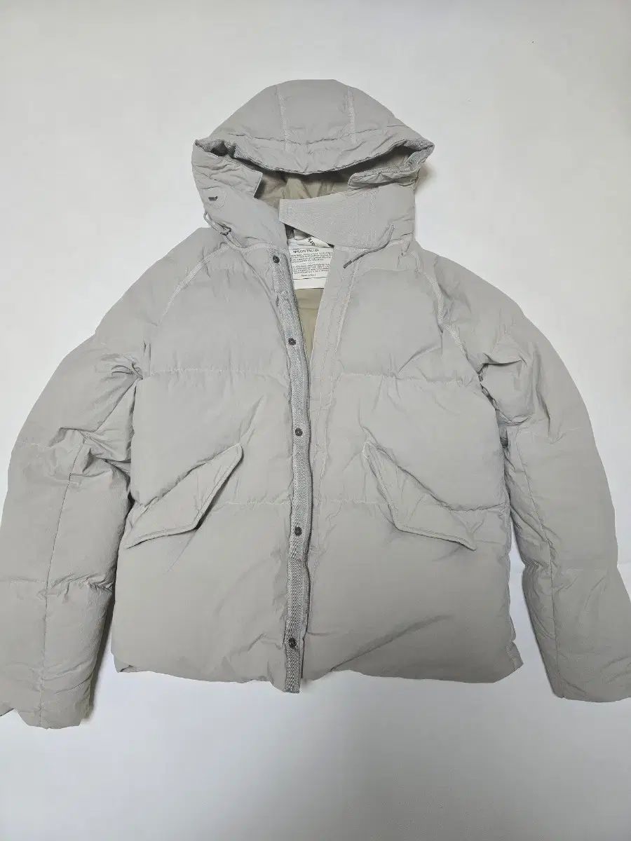 テンシー アーティック ベージュ