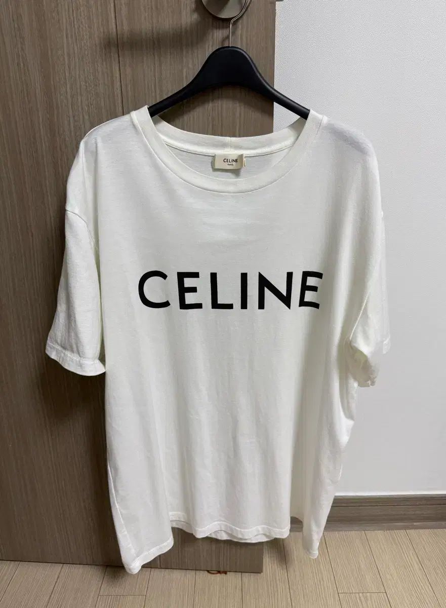Celine セリーヌ ルーズフィット ロゴ 半袖