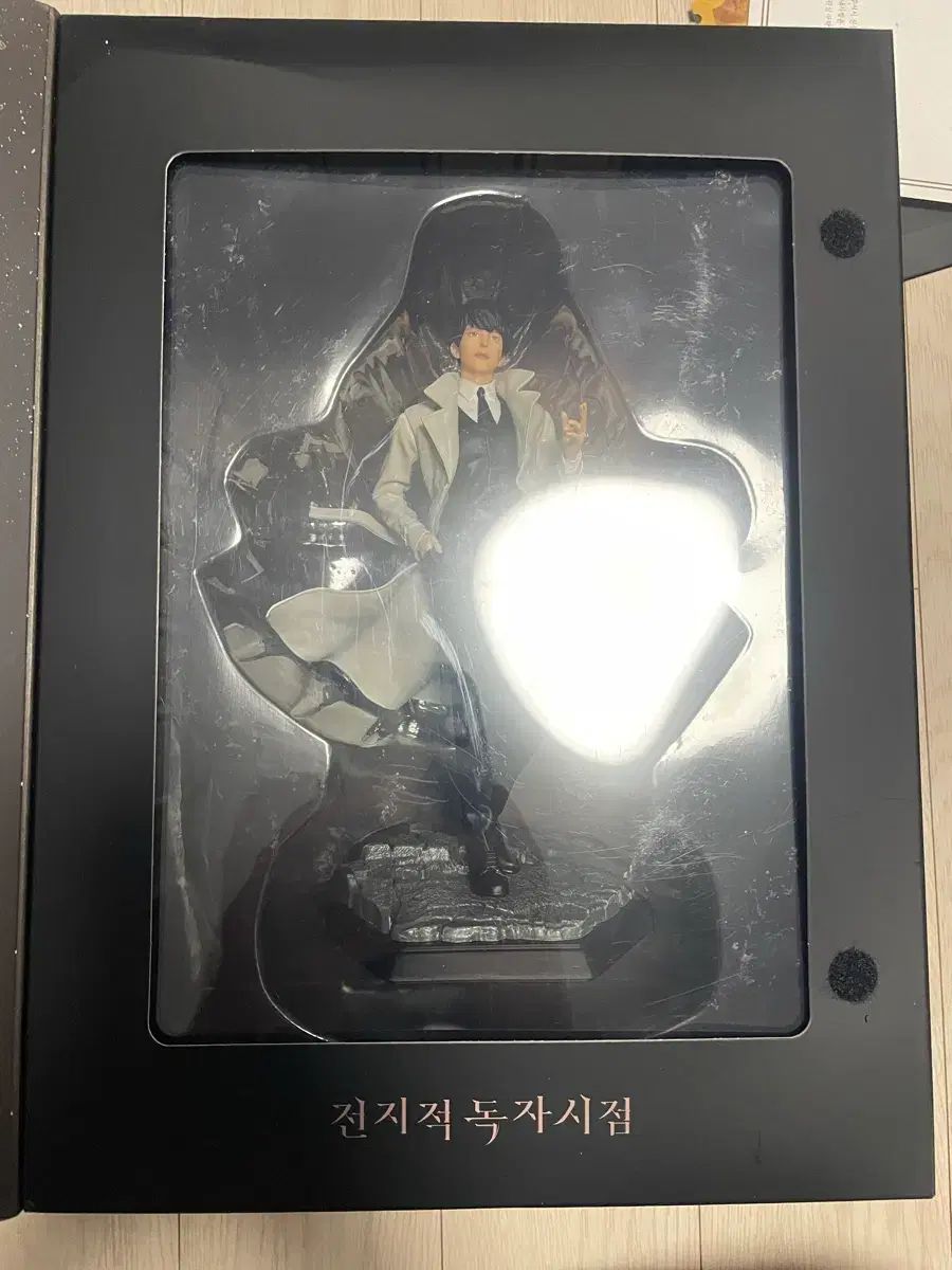 全知的な読者の視点から 金獨子 フィギュア ムーンピアー 資金調達