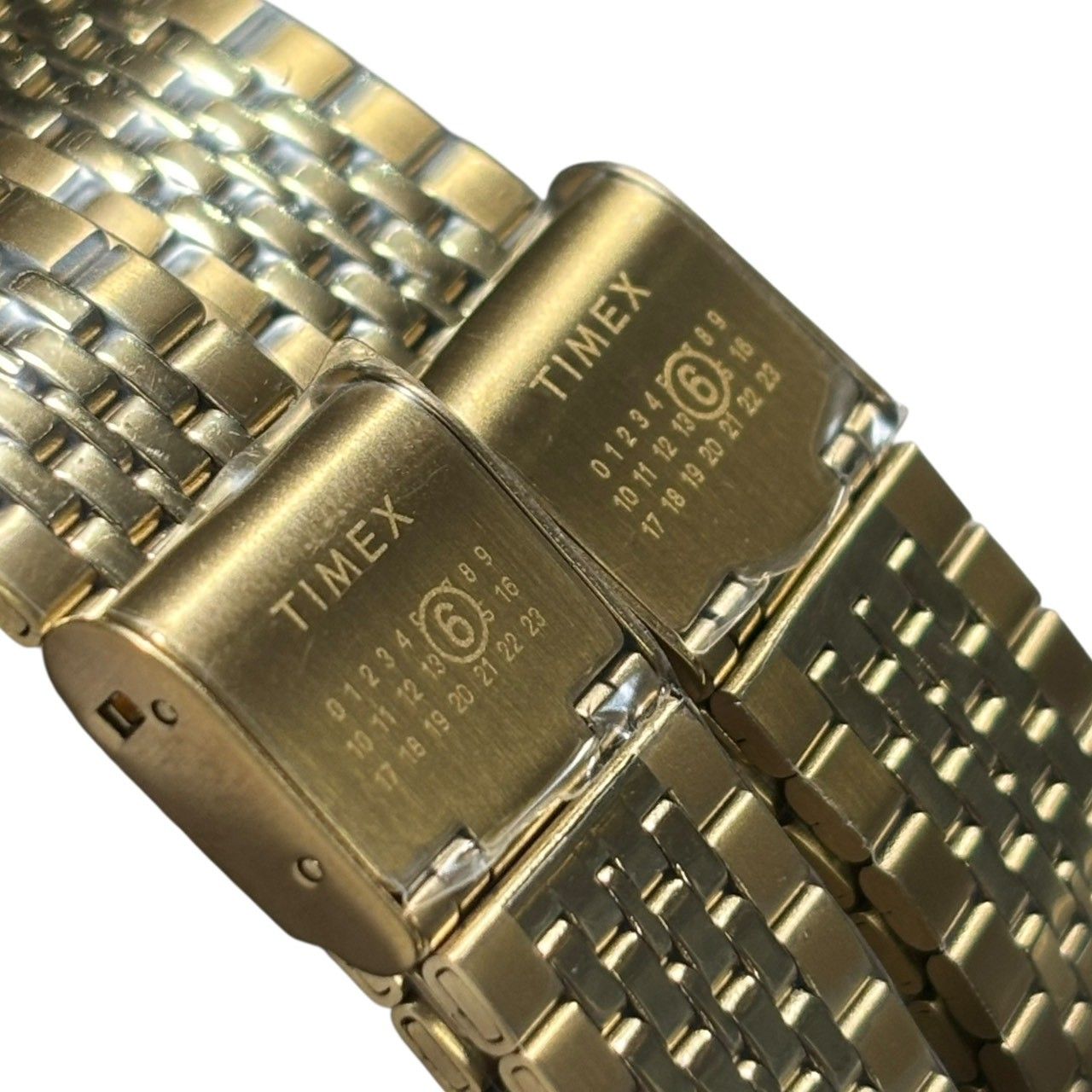 MM6 Maison Margiela × TIMEX(エムエムシックス × タイメックス) T80 