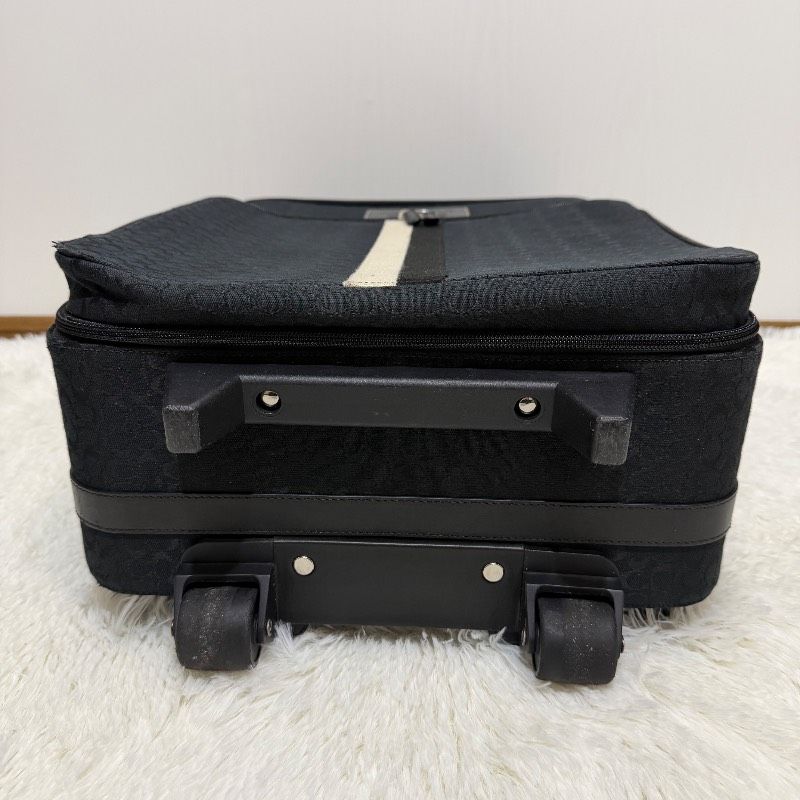 美品　COACH コーチ 2輪 黒キャリーケース　スーツケース COACH（コーチ） ヘリテージ シグネチャー キャリー スーツケース