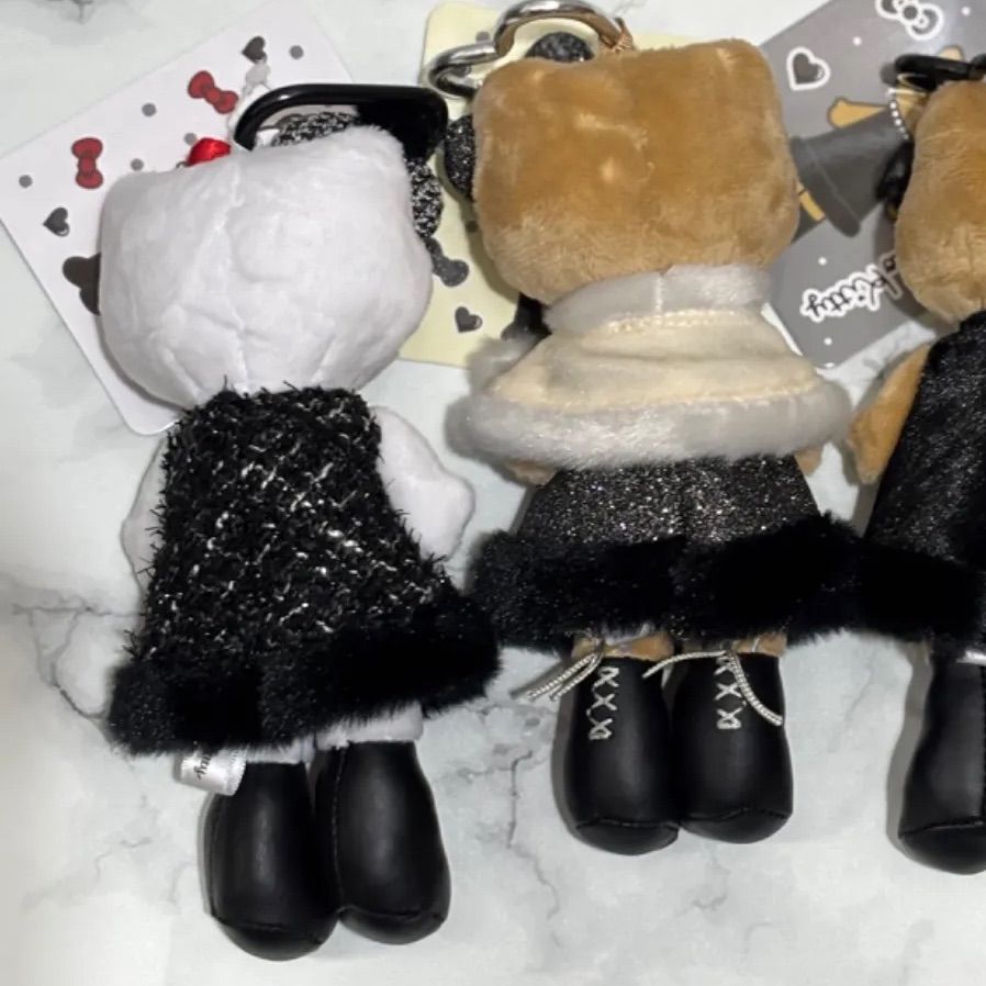 冬新作】ハローキティ スタイルアップマスコット ツイードドレス