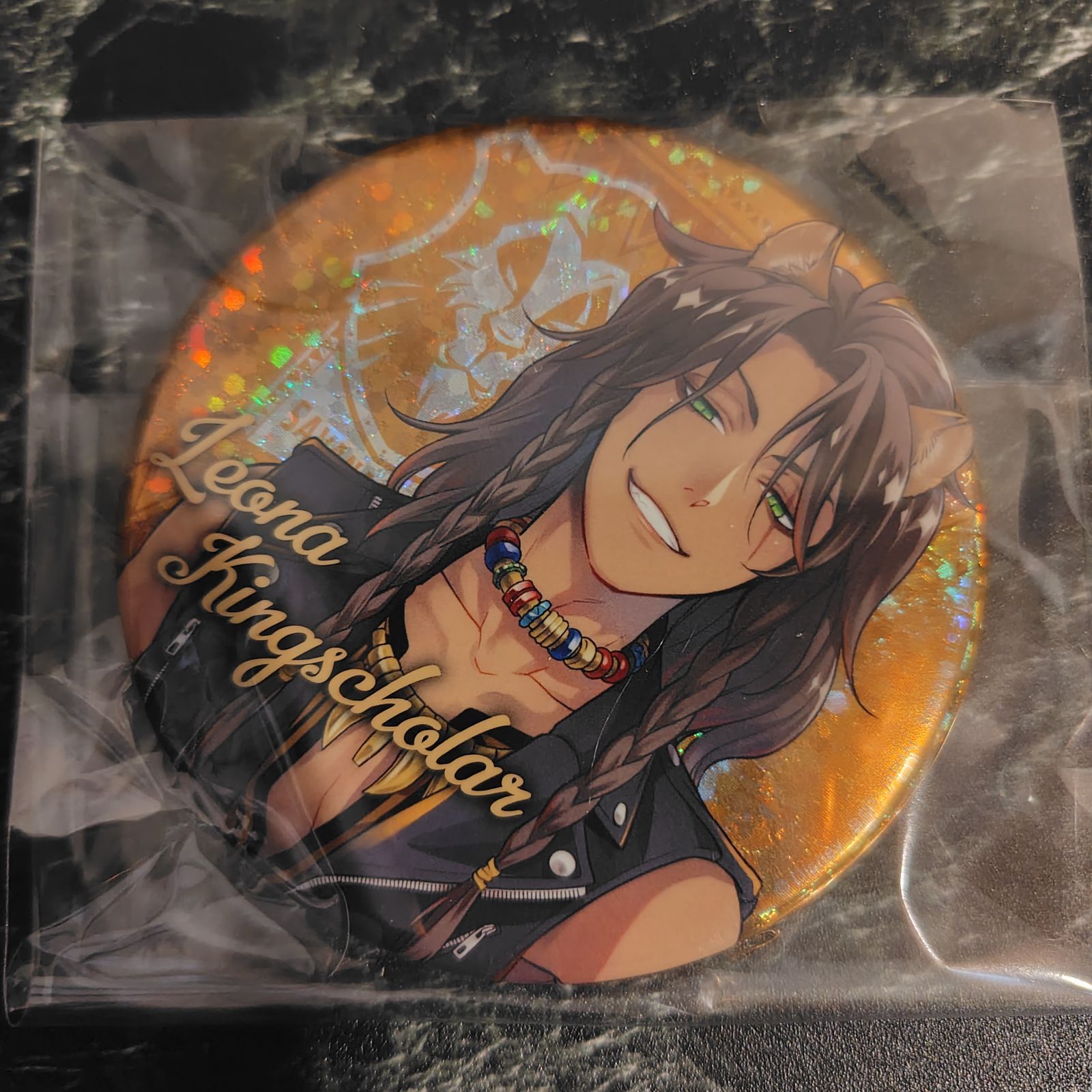 ツイステッドワンダーランド レオナ 缶バッジ 大 Twisted-Wonderland