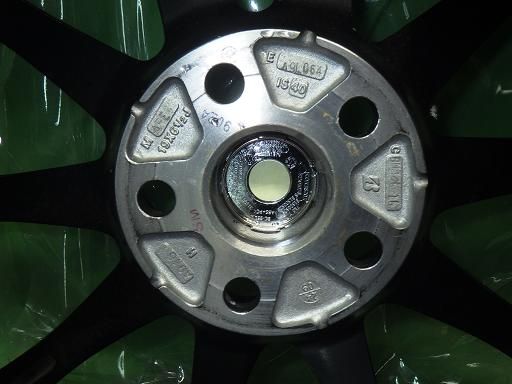 エコフォルム 19インチ