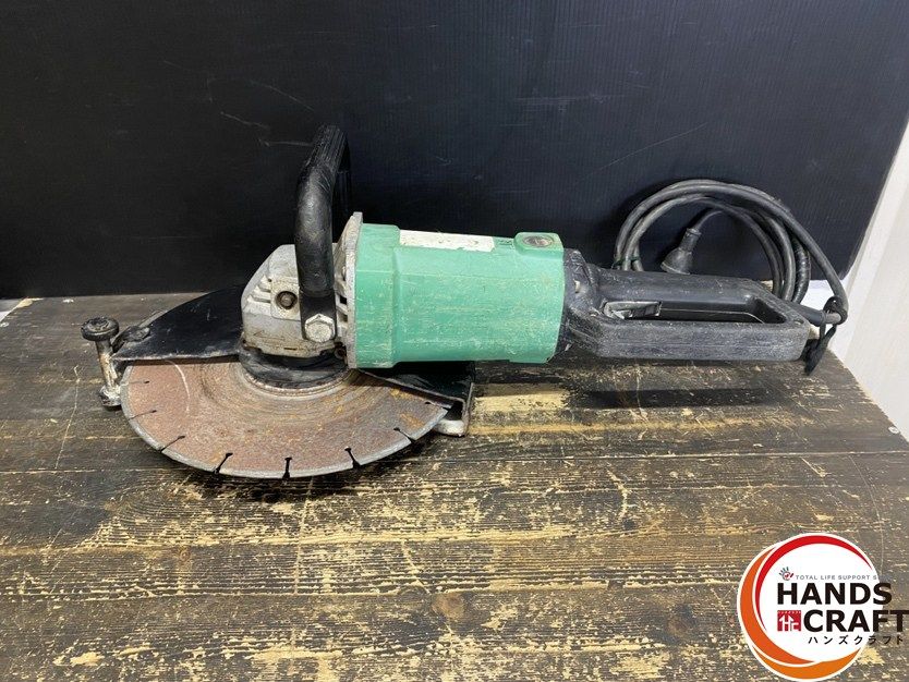 ● 品 HITACHI 日立工機 CM 11 コンクリートカッタ コンクリートカッター 外径305 mm 穴径25.4 単相100 V 電源コード補修跡有