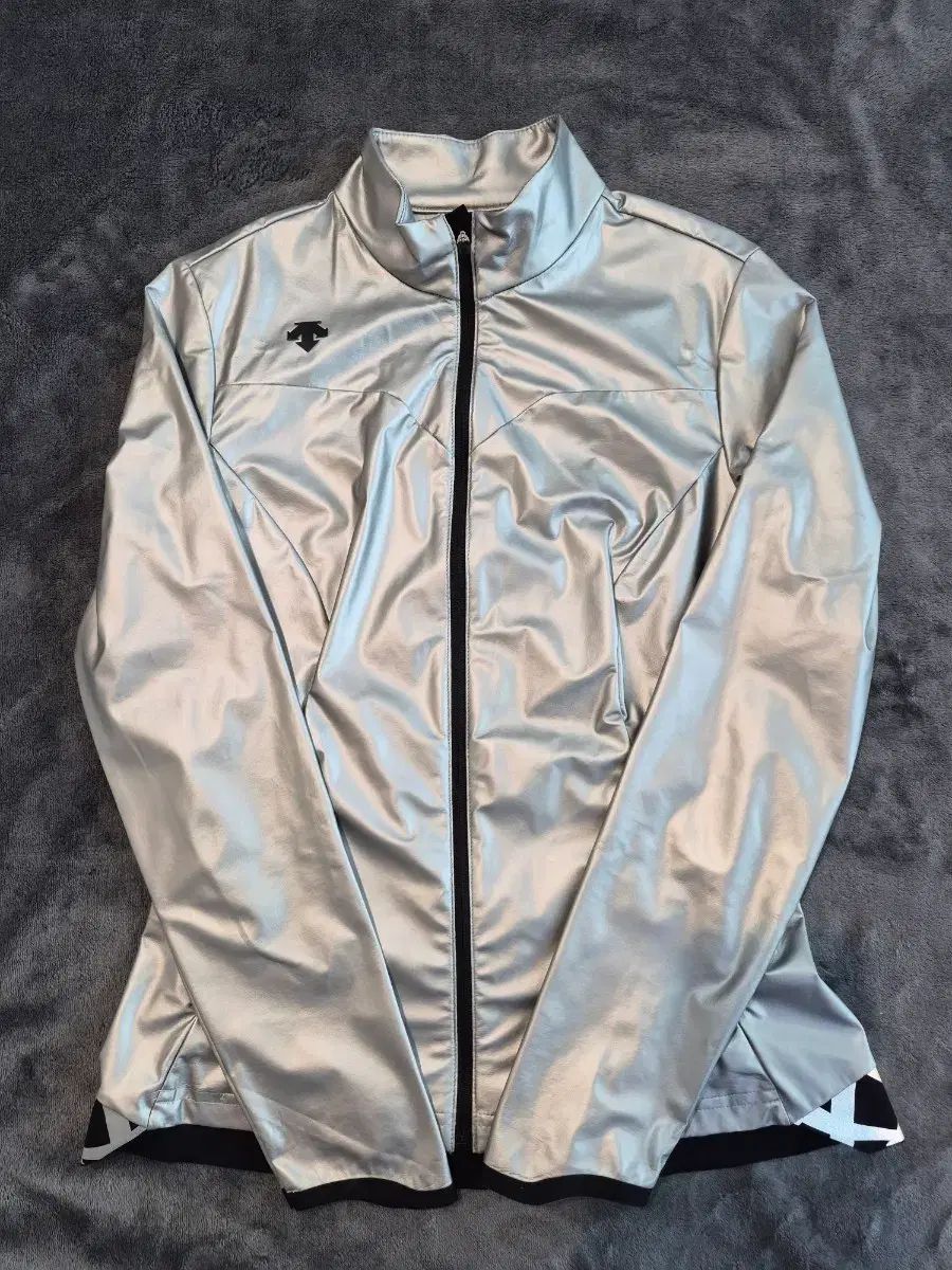 デサント ゴルフ レディース 光沢 LINE ジャケット S