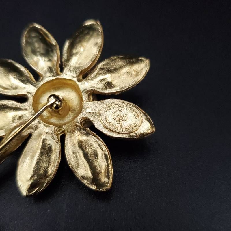 Christian Lacroix クリスチャンラクロワ ブローチ フラワー 花