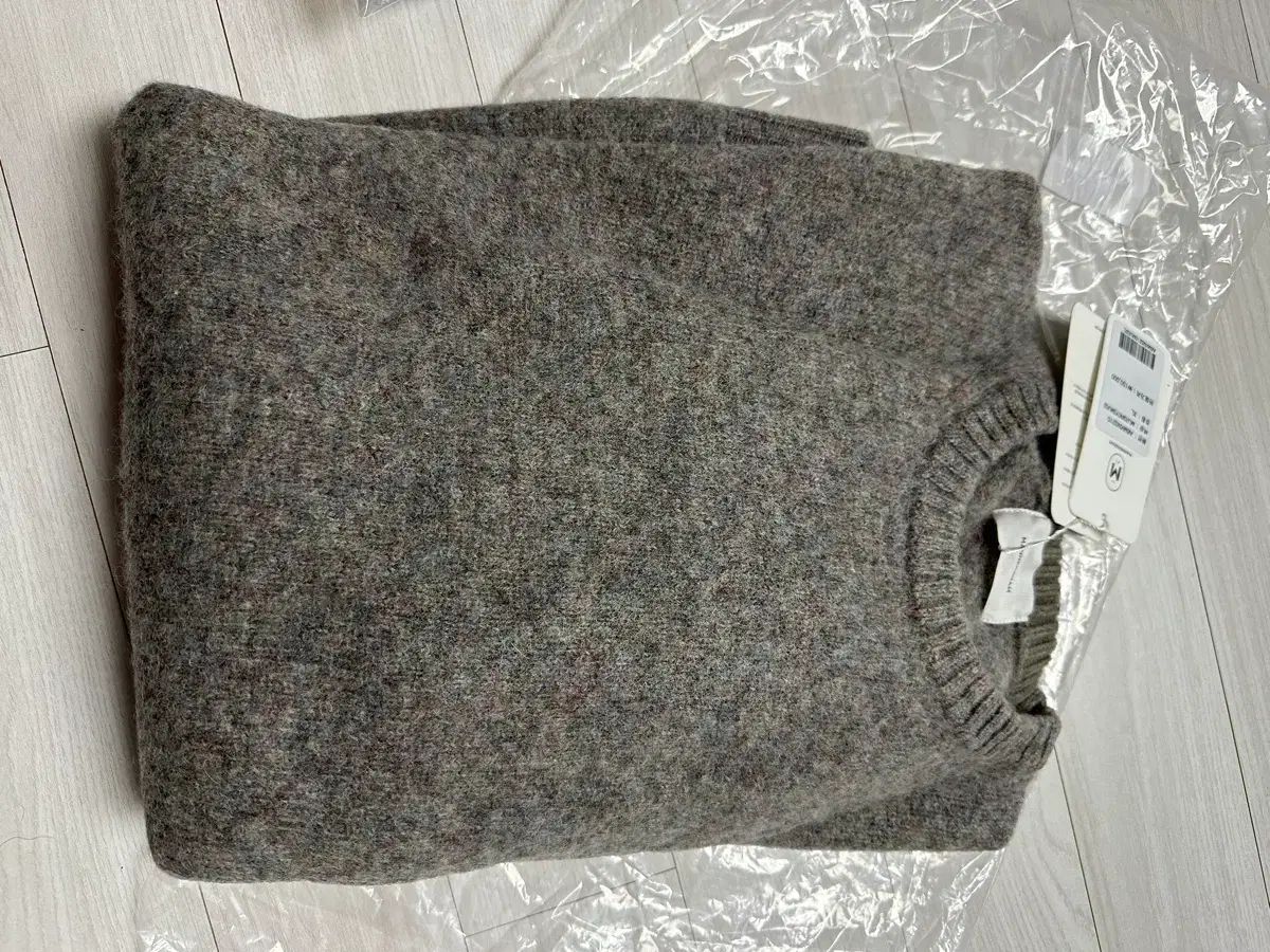 マナーグラム ラウンドネックニット XL