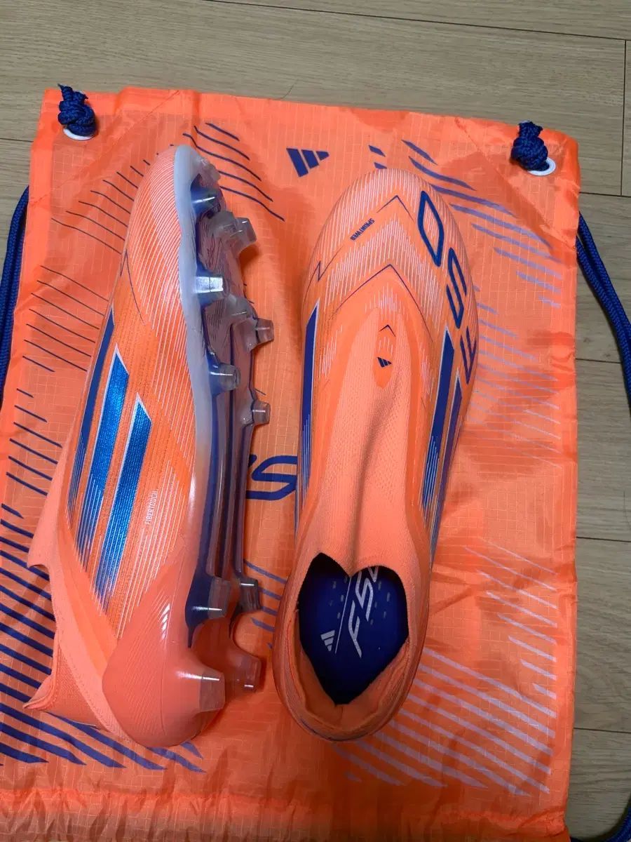 F 50 アディダス サッカーシューズ