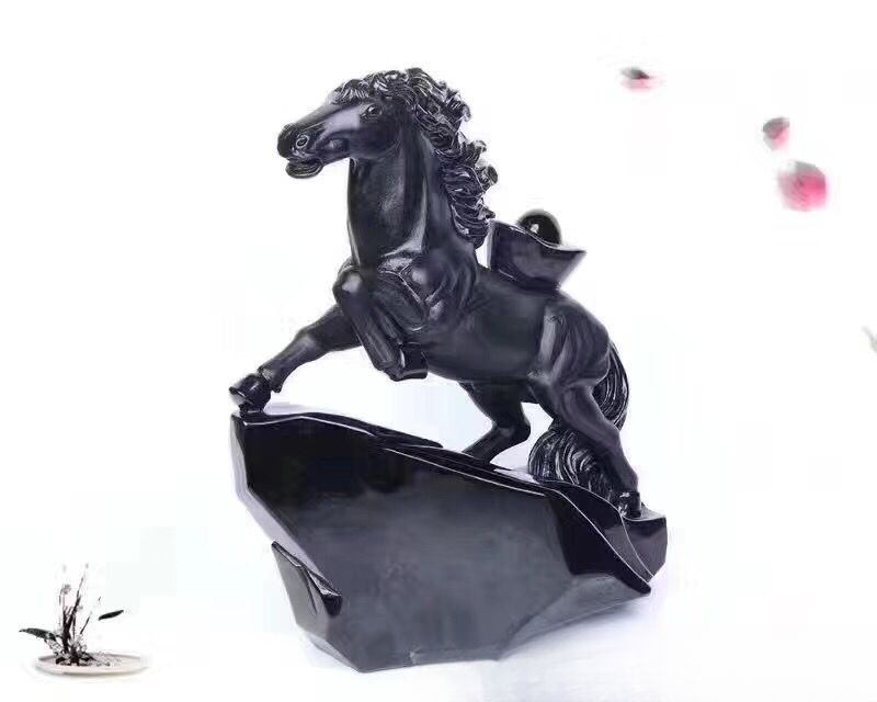  置物 オブジェ ガーデンオーナメント 馬 うま ウマ 石 感 黒曜石 屋外 屋内 室内 インテリア 玄関 リビング ダイニング 装飾 庭 ガーデニング 装飾 ガーデン 可愛い ギフト インテリア用品 贈り物 雑貨 棚装飾 壁掛け棚 置物 インテリア小物