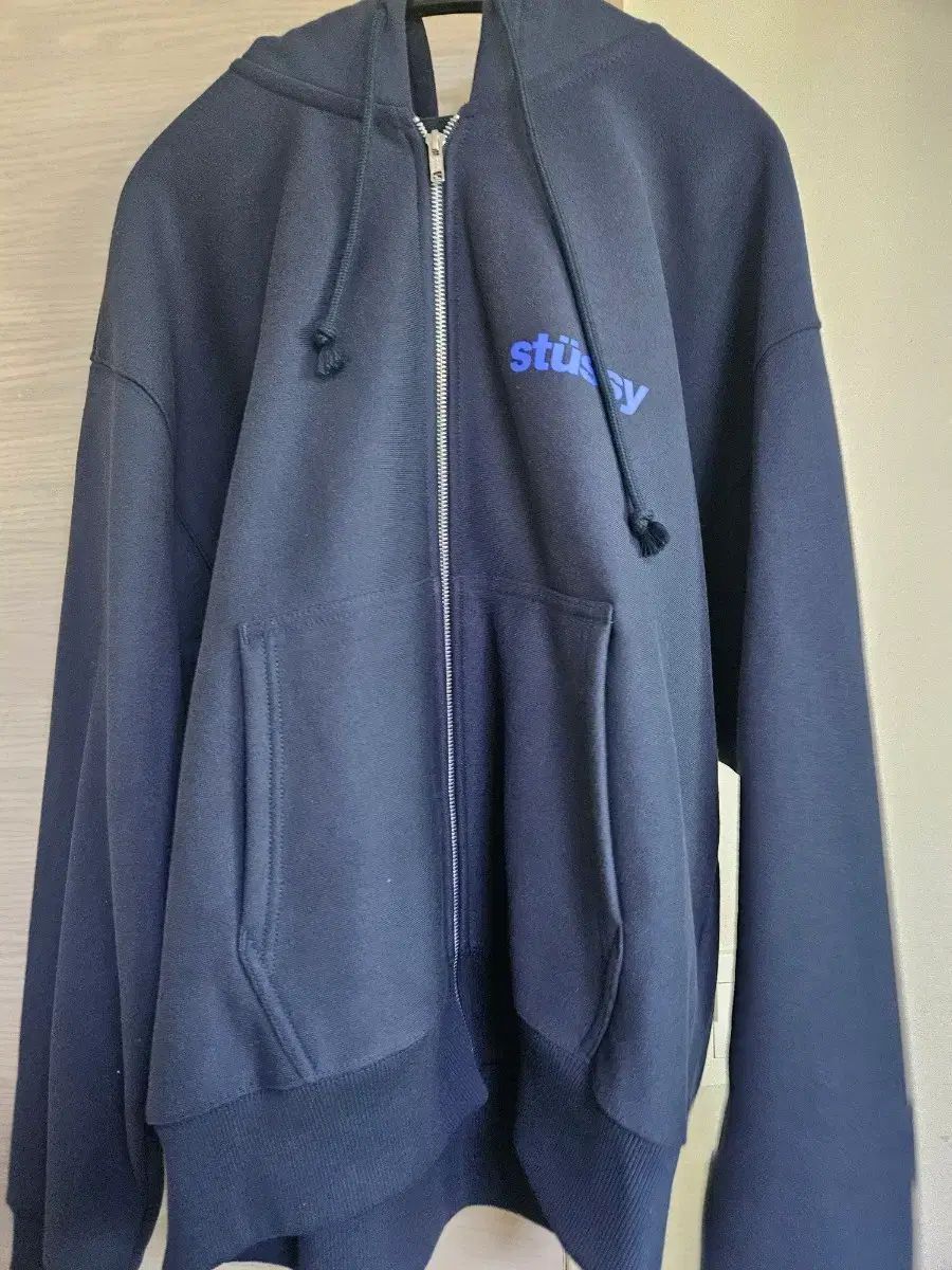 STUSSY ビルド タフ フードジップアップ L