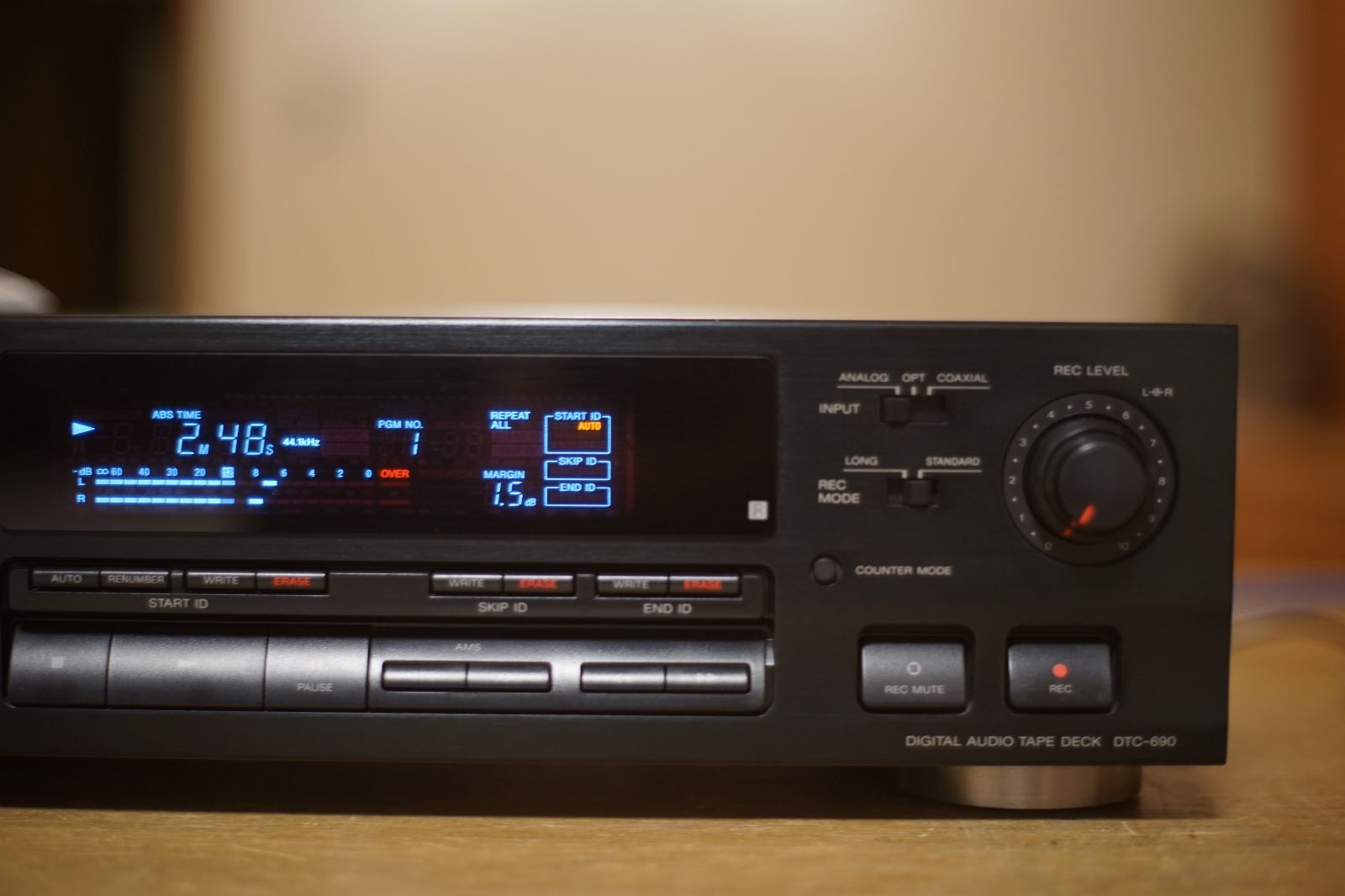 動作保証あり SONY DTC-690 DATデッキ - メルカリ