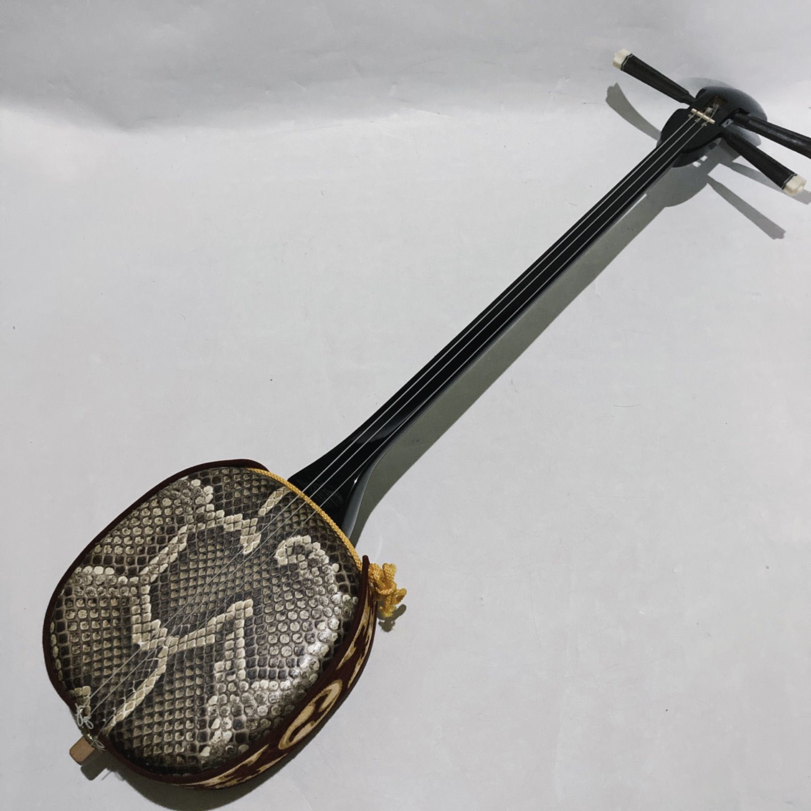 三線 蛇皮 本革 民謡楽器 民謡 和楽器 ケース付