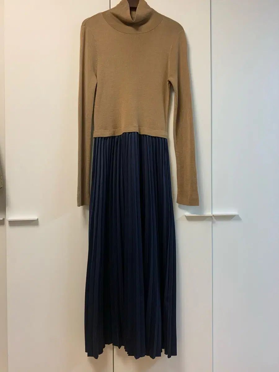 バイカラー プリーツ