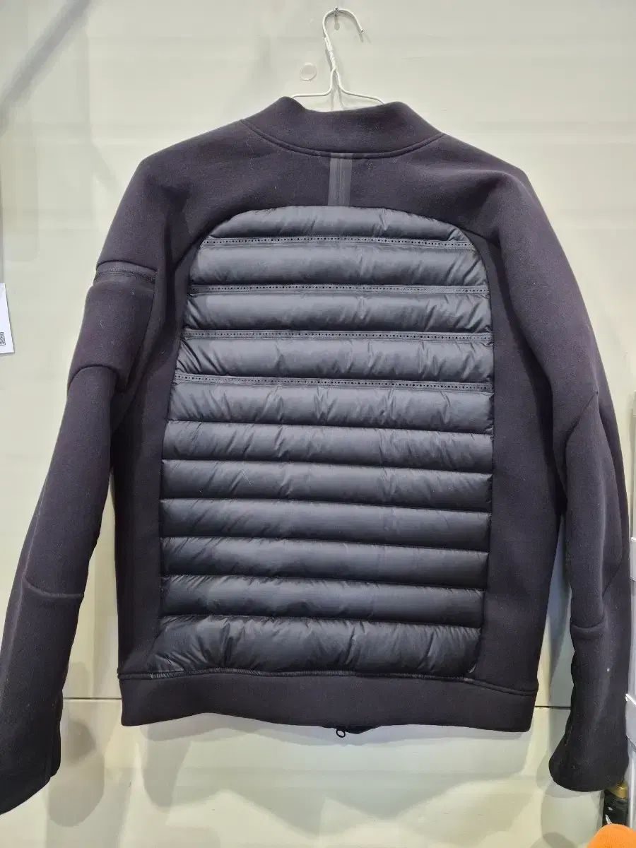 ナイキ ダウン ブルゾン ジャケット ブラック