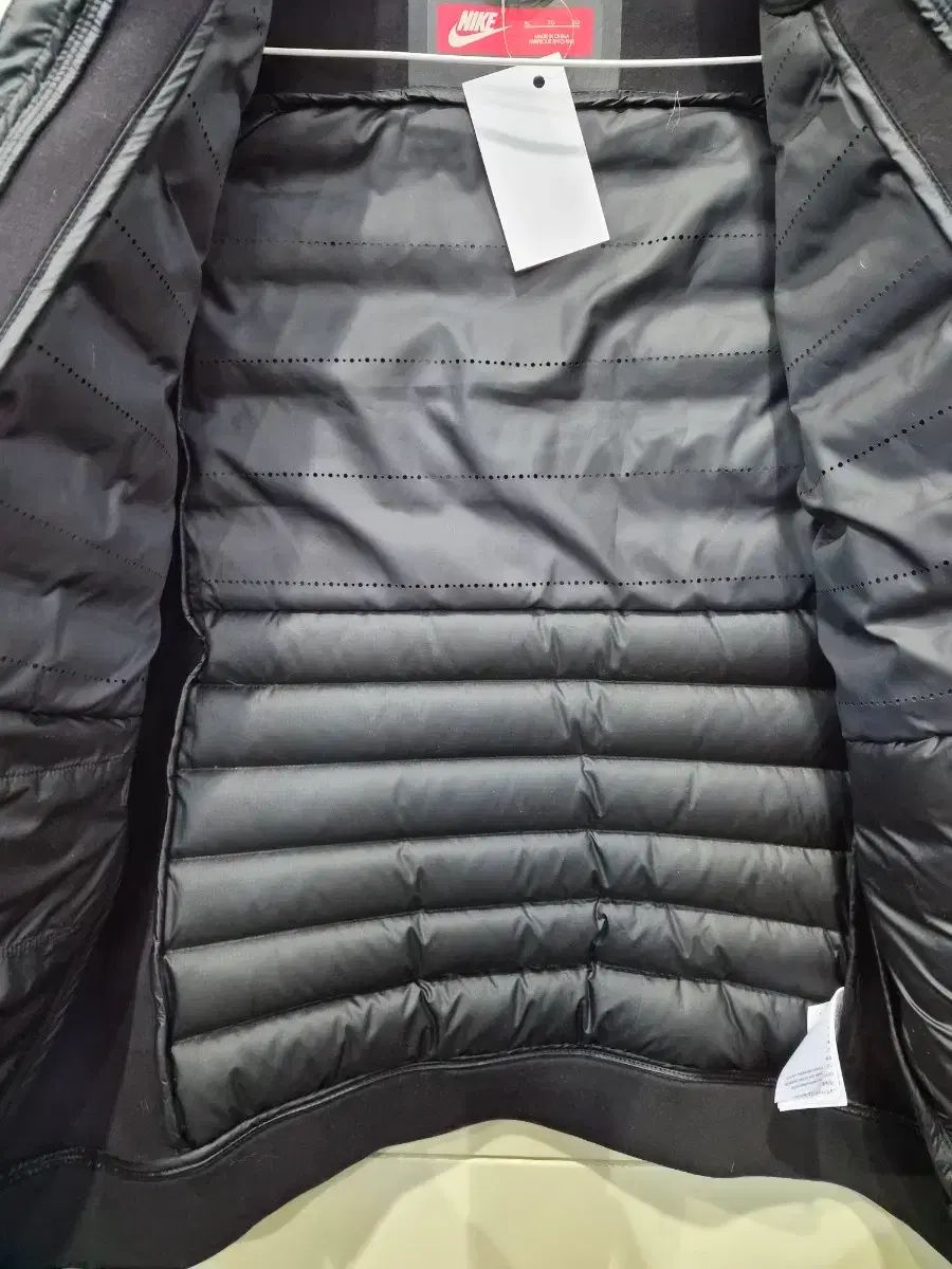 ダウン ブルゾン