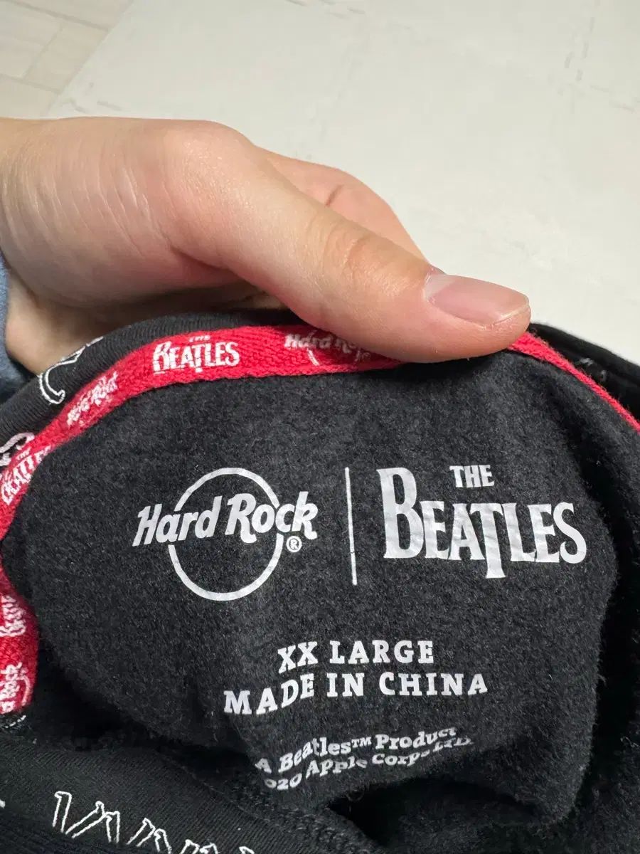  Hard Rock Cafe x ザ ビートルズ コラボ フードTシャツ パーカー トップス