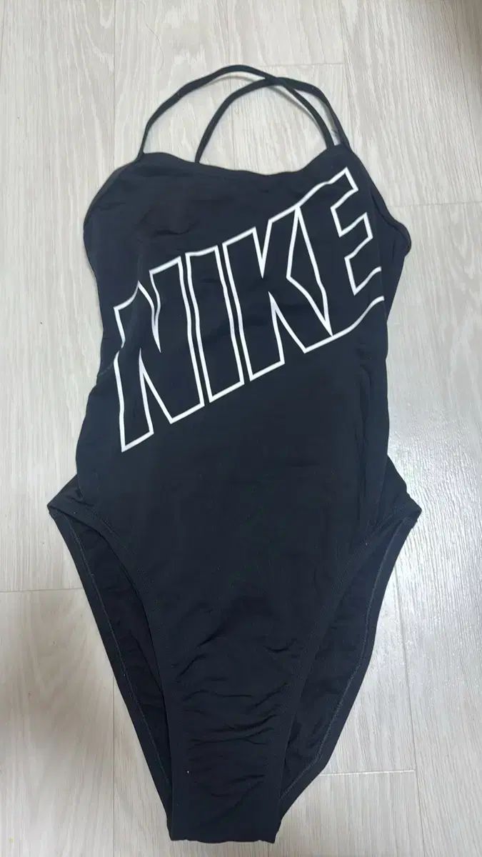 ナイキ レディース 水着 30 サイズ