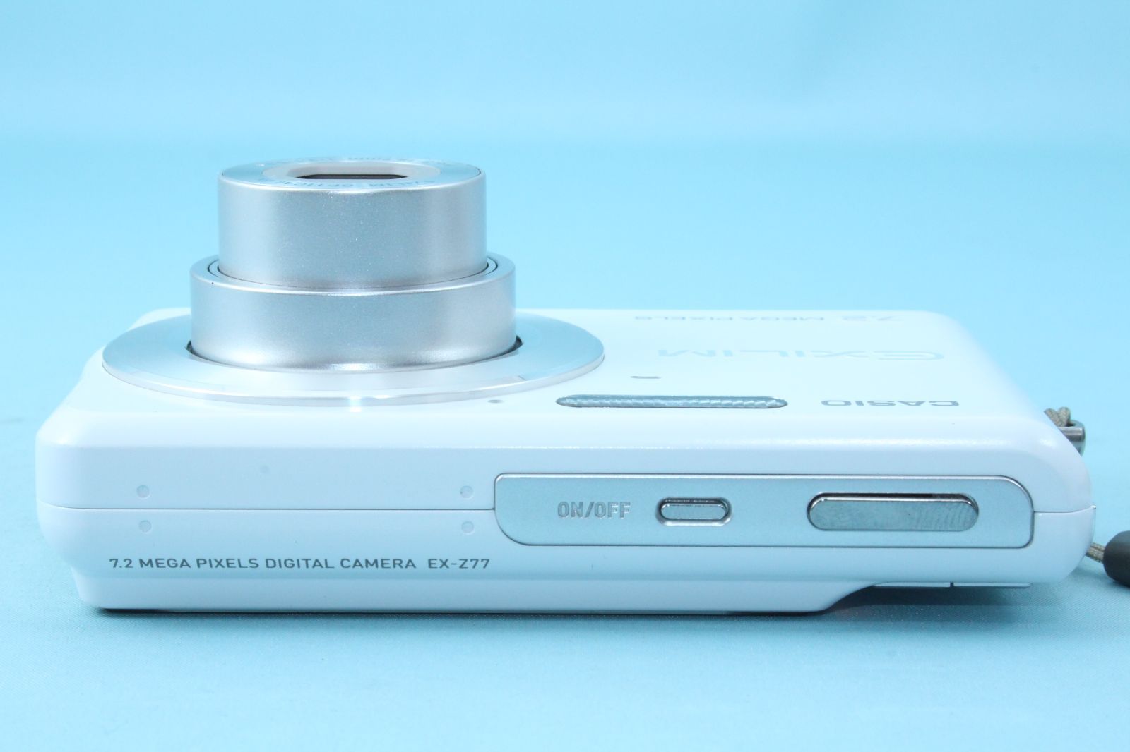 美品 CASIO EXILIM EX-Z77 ホワイト 返品保証 カシオ コンパクト
