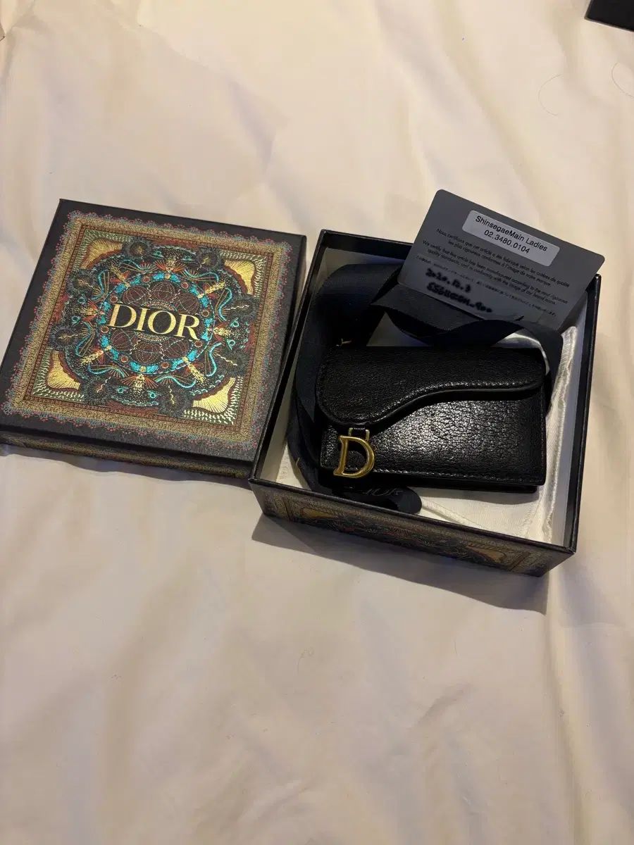 ディオール 新 サドル カードウォレット