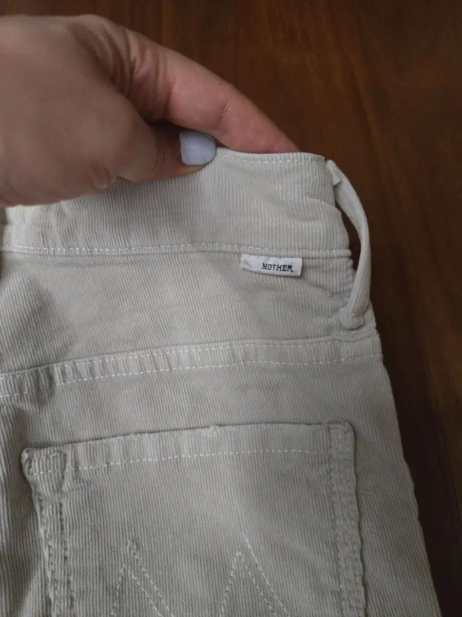 コーデュロイ ベージュ