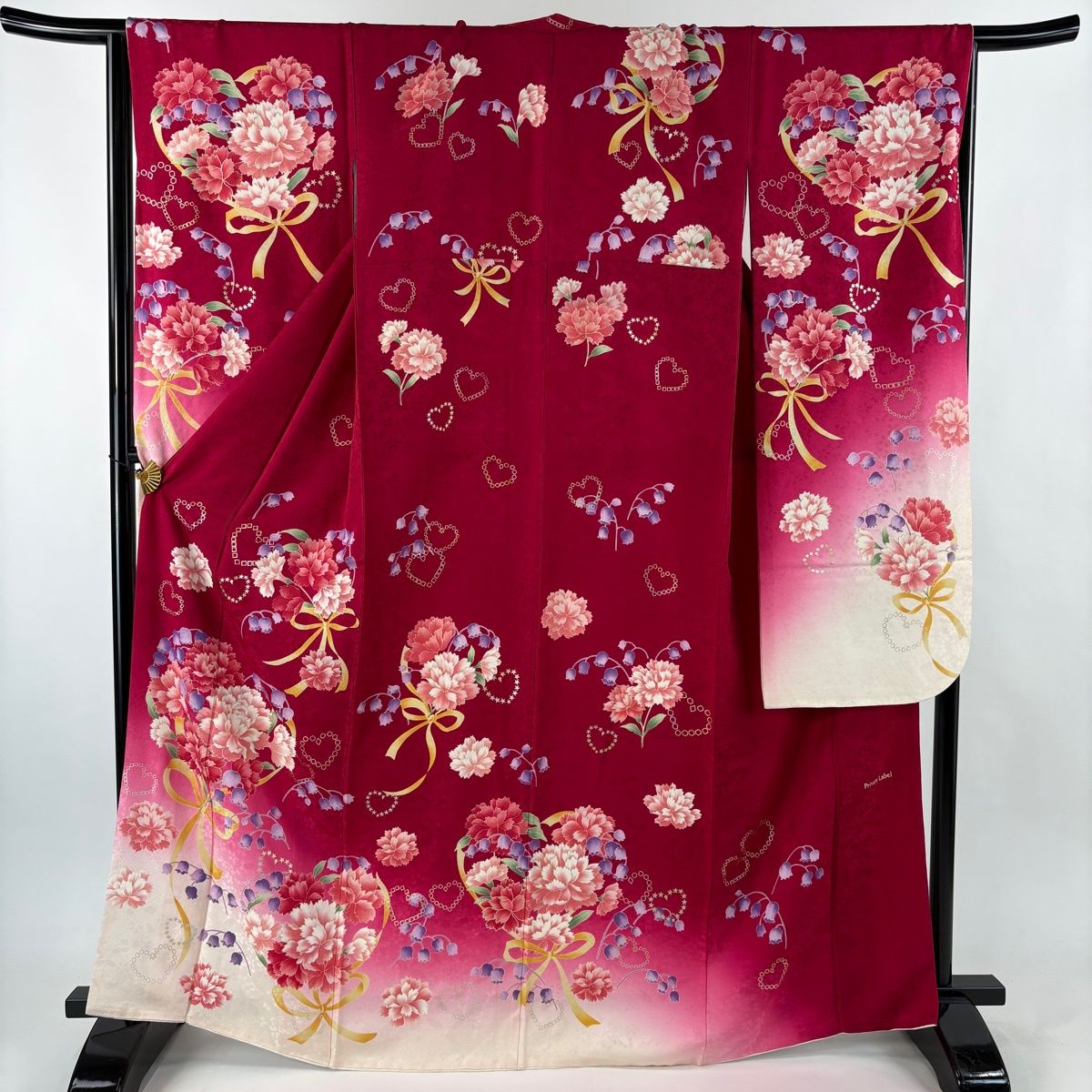 振袖 身丈166.5 cm 裄丈66 M 袷 private Label 落款あり 花束 ハート 金銀彩 染め分け 濃ピンク 正絹 秀品