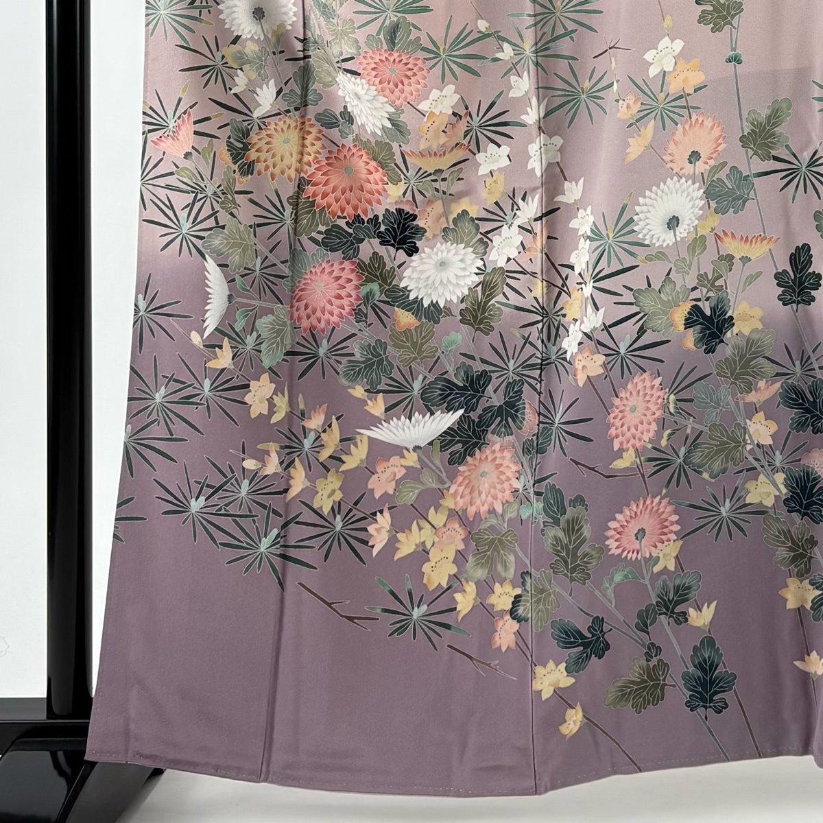 訪問着 身丈160 cm 裄丈66 M 袷 やまと 落款 菊 若松 ぼかし 薄紫 正絹 秀品