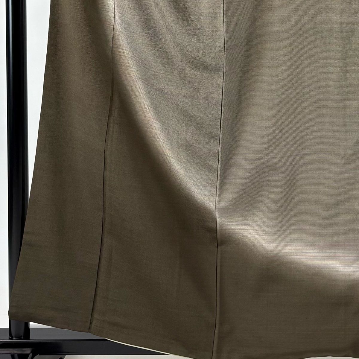 訪問着 身丈159 cm 裄丈64.5 M 袷 紬地 落款 縞 ぼかし 茶緑色 正絹 秀品