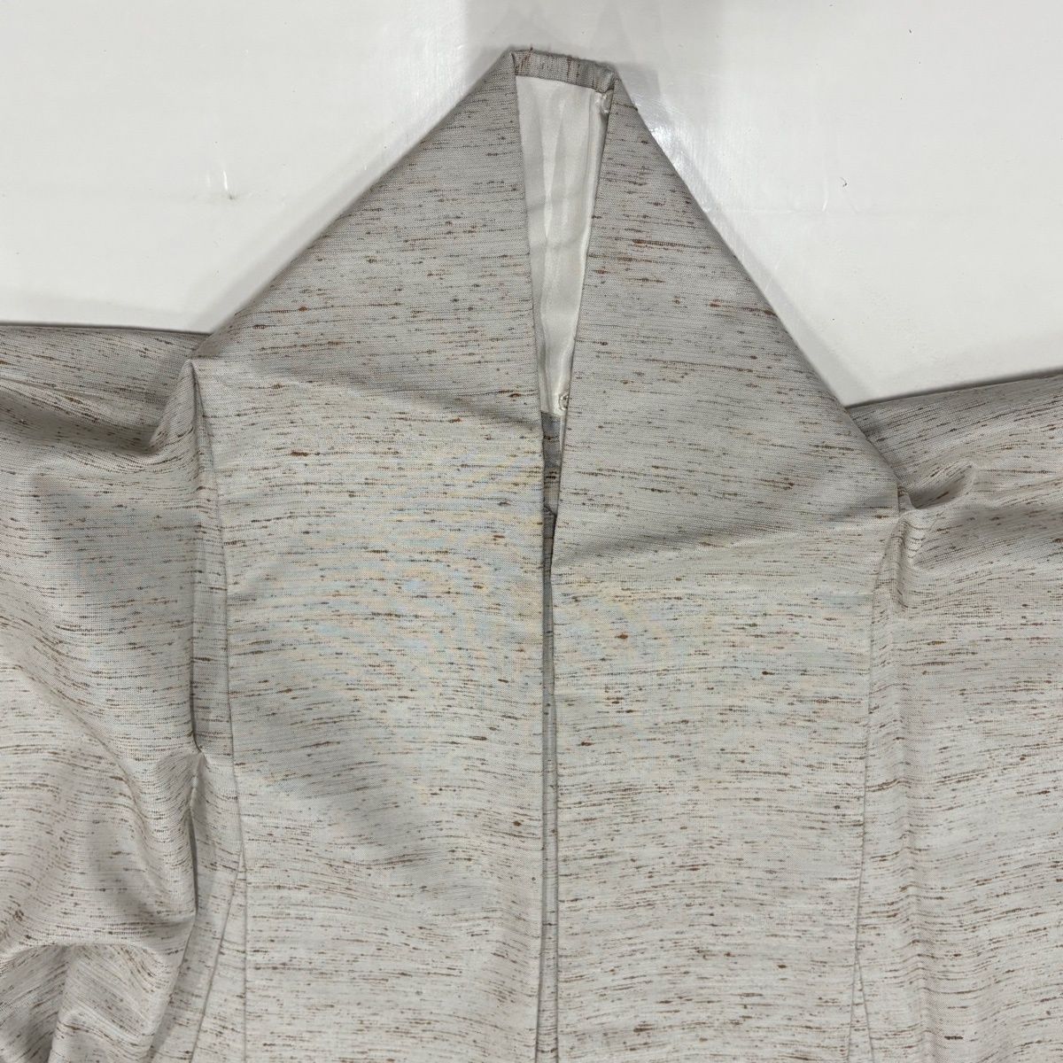  紬 身丈158.5 cm 裄丈64.5 M 袷 背抜き 灰色 正絹 秀品 紬 着物