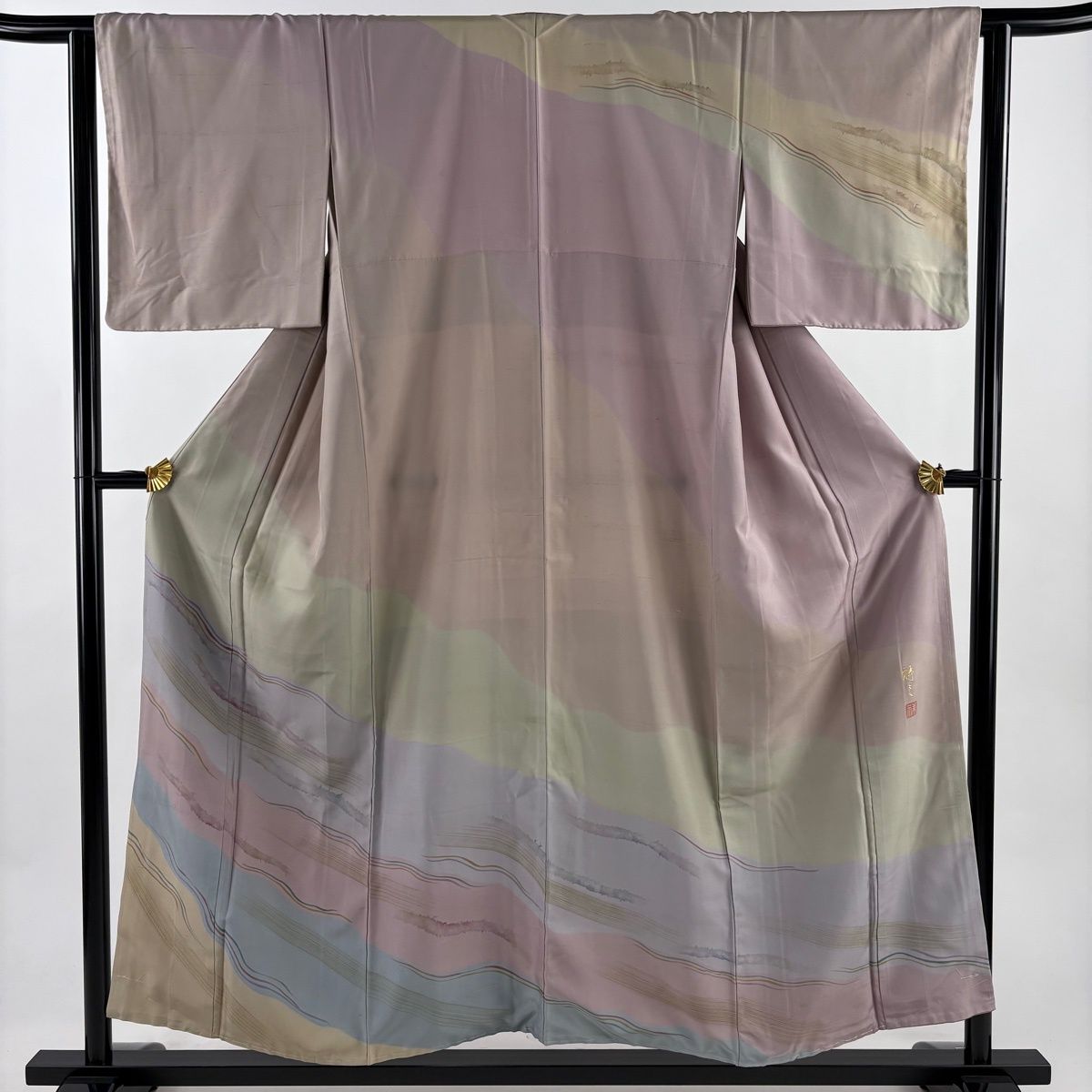 訪問着 身丈155 cm 裄丈62 S 袷 紬地 落款 幾何学模様 染め分け 薄小豆 正絹 秀品