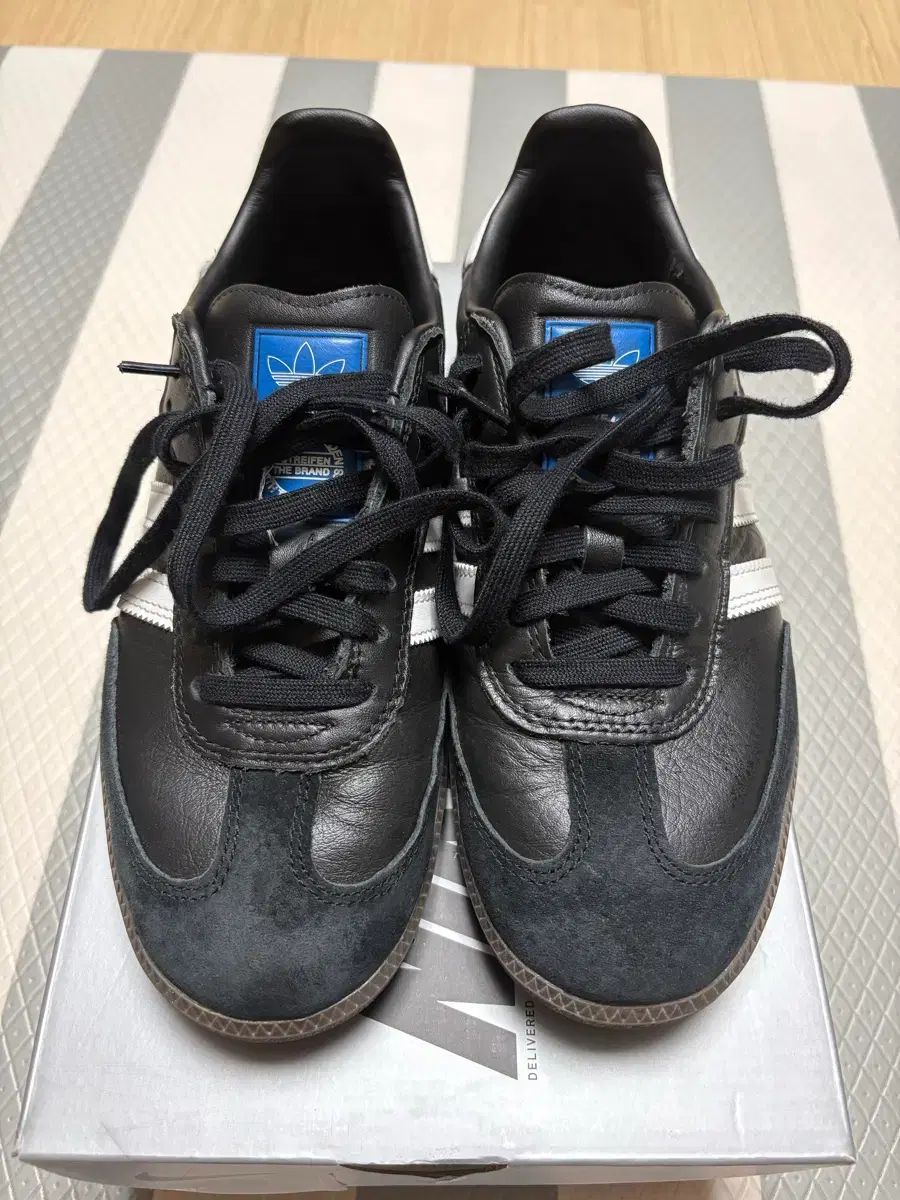 アディダス サンバ ブラック 260