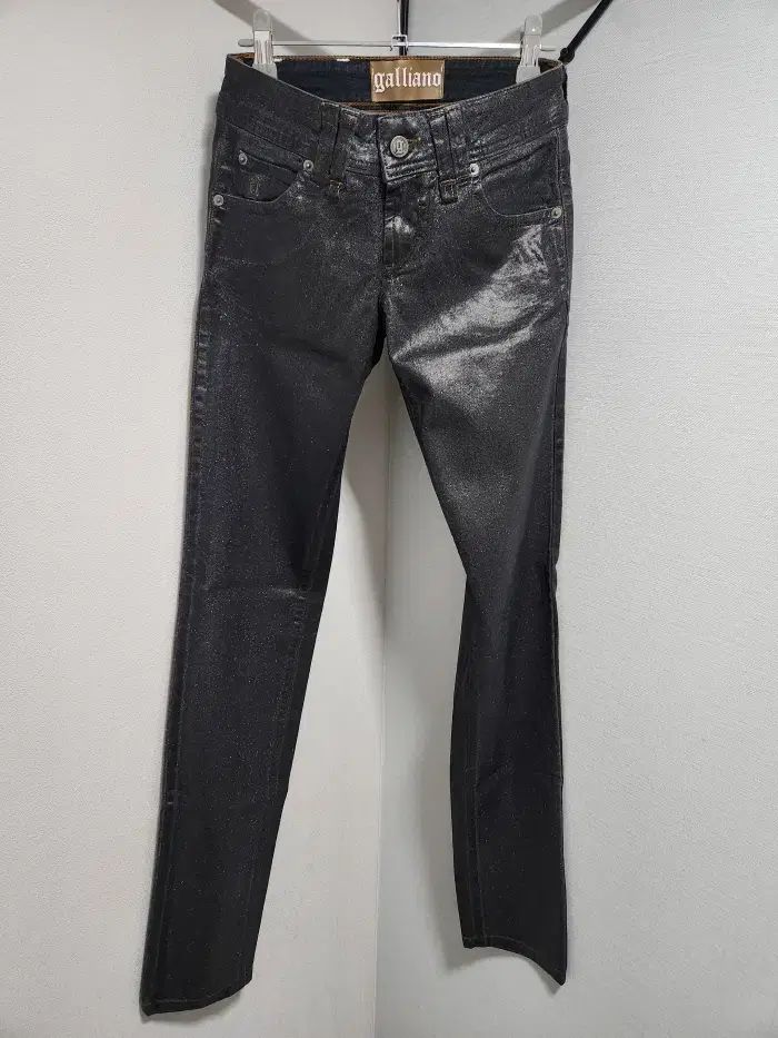 ジョン ガリアーノ コーティング パンツ