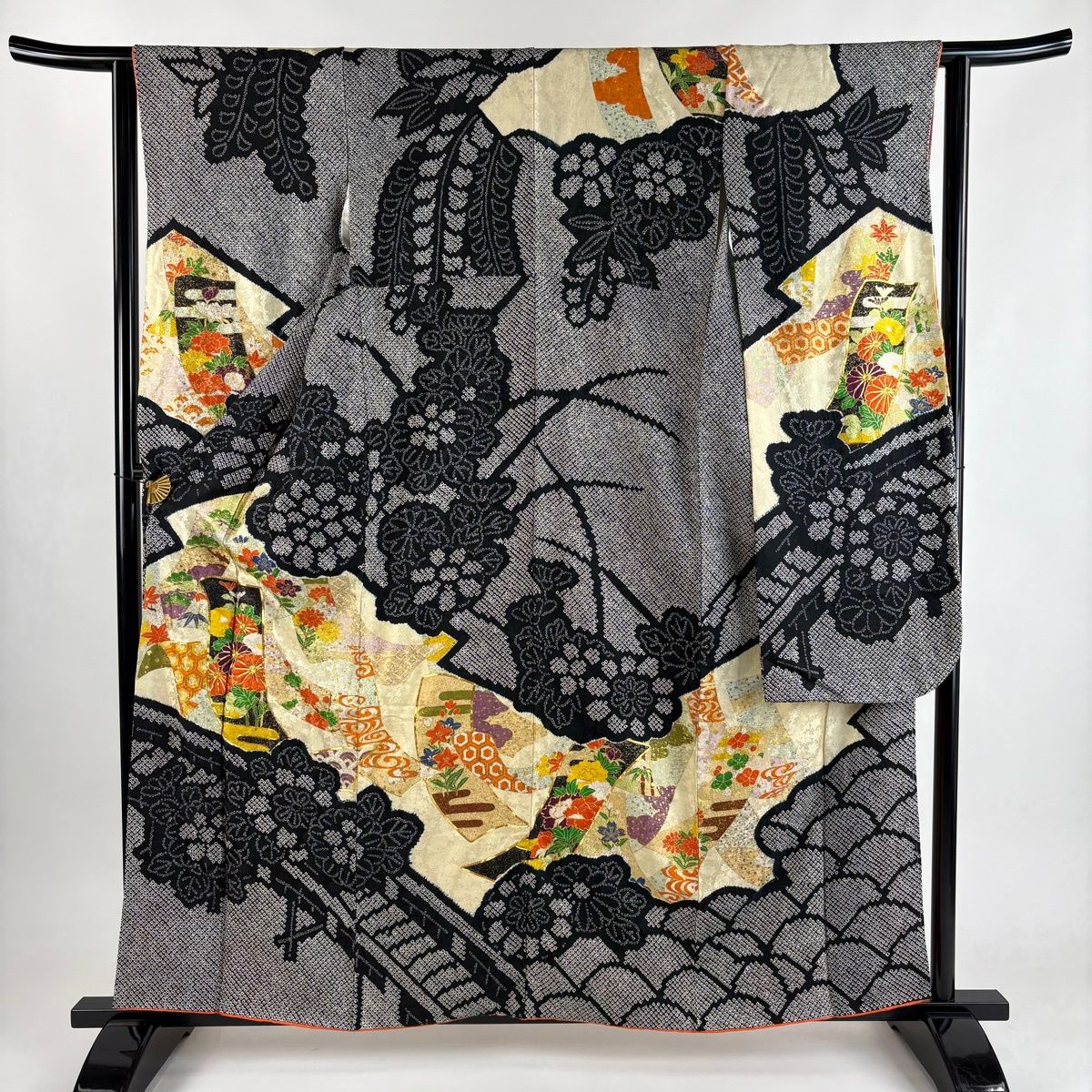 振袖 身丈158.5 cm 裄丈63 S 袷 短冊 菊 絞り 金糸 黒 正絹 秀品