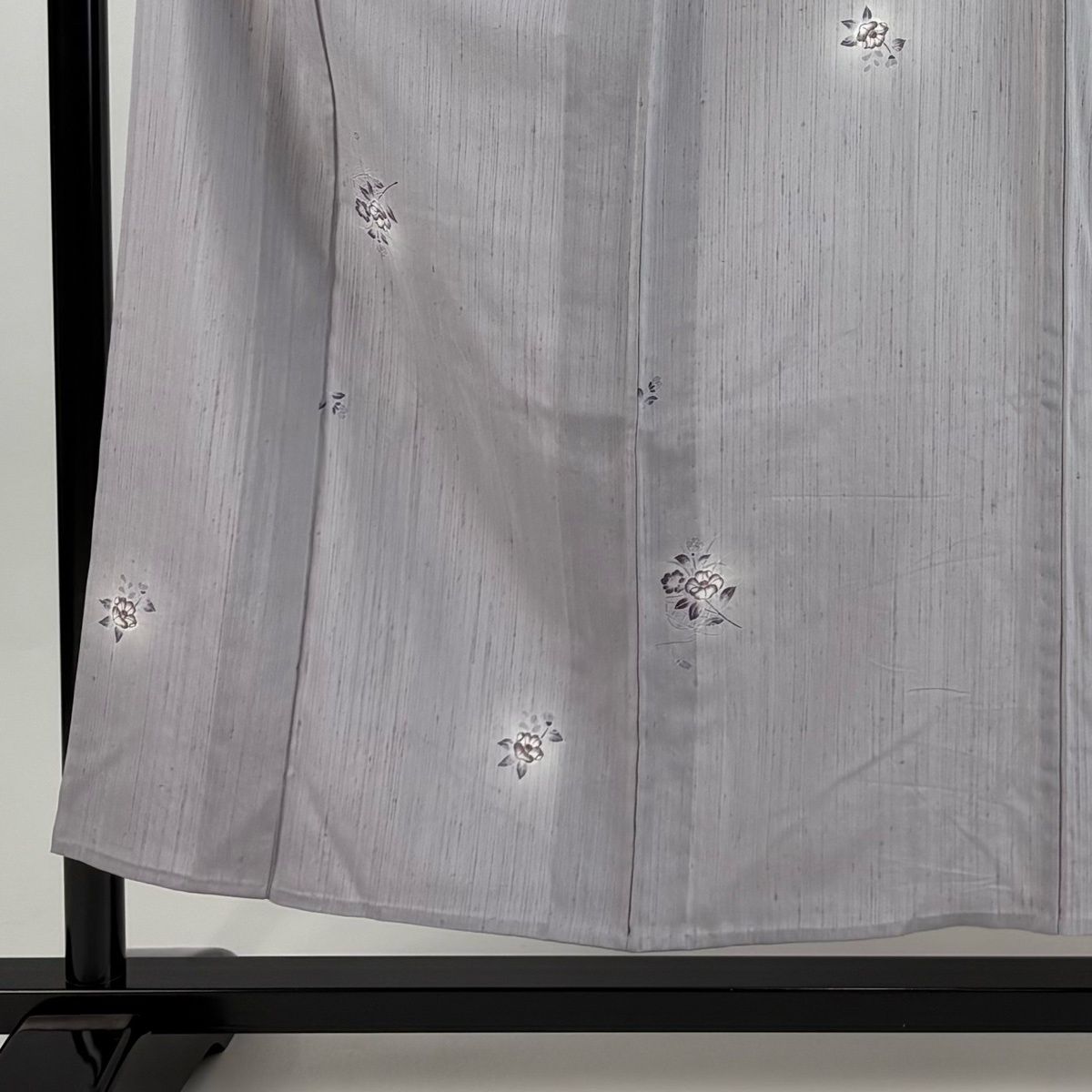 小紋 身丈153 cm 裄丈61.5 S 単衣 紬地 落款 草花 籠 ぼかし 灰紫 正絹 秀品