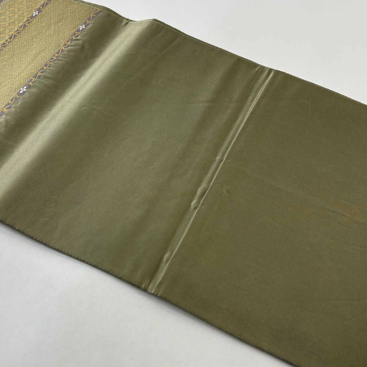  袋帯 秀品 文字文 草花 箔 刺繍 鶯色 六通 正絹 袋帯 帯