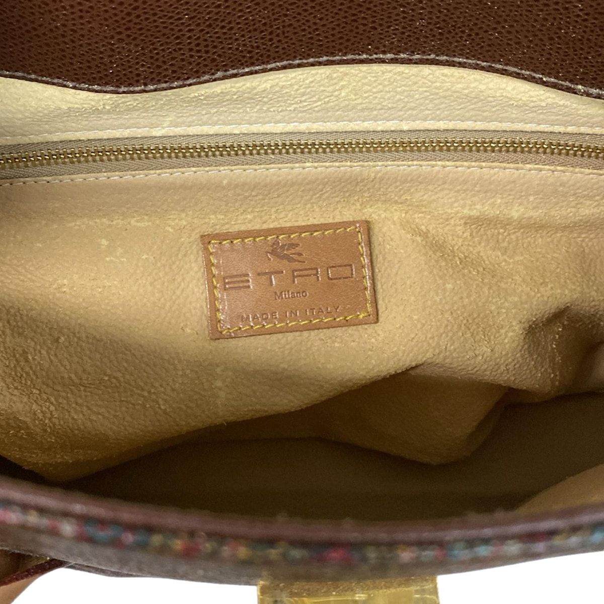 ブラウン×マルチ