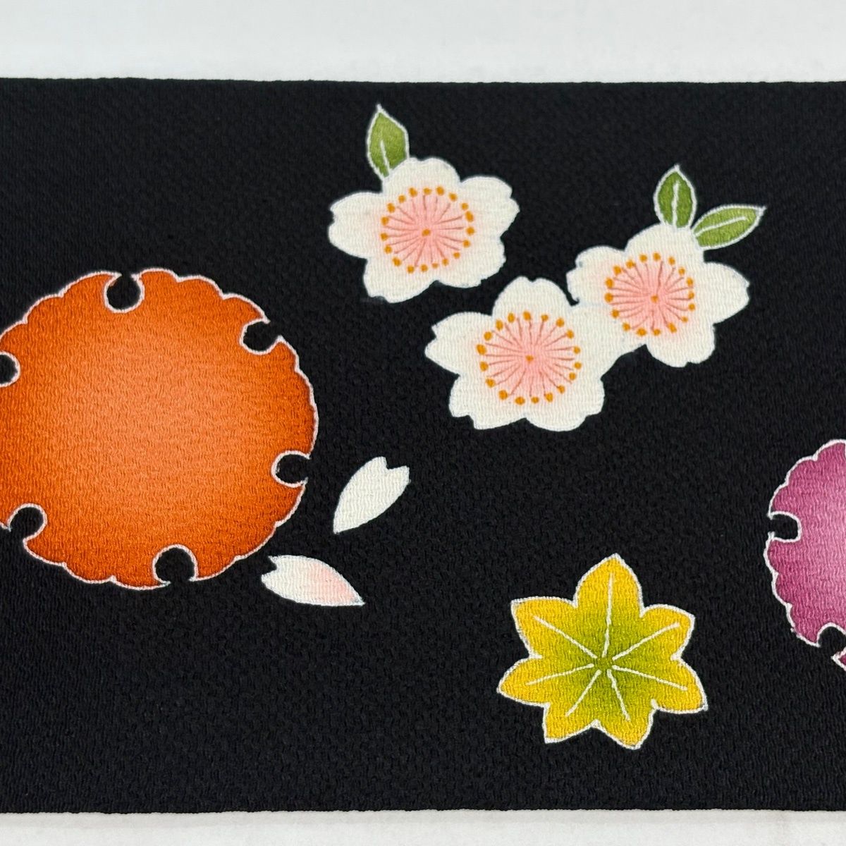  名古屋帯 ホリヒロシ 落款 うさぎ 短冊 金彩 縮緬 黒 正絹 名古屋帯 帯