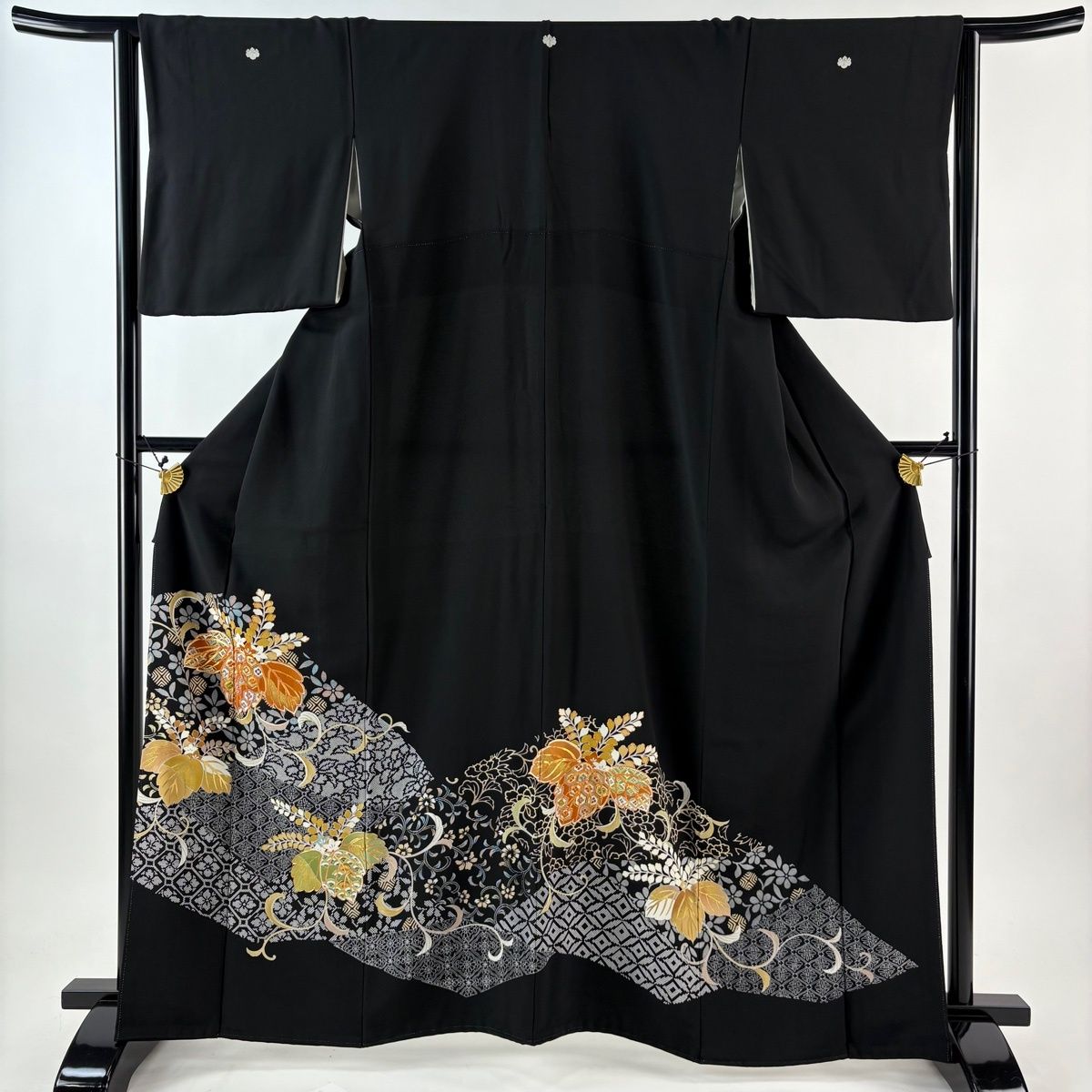 黒留袖 身丈154 cm 裄丈63 S 袷 千總 落款 桐 蜀江文 金糸 金彩 黒 正絹
