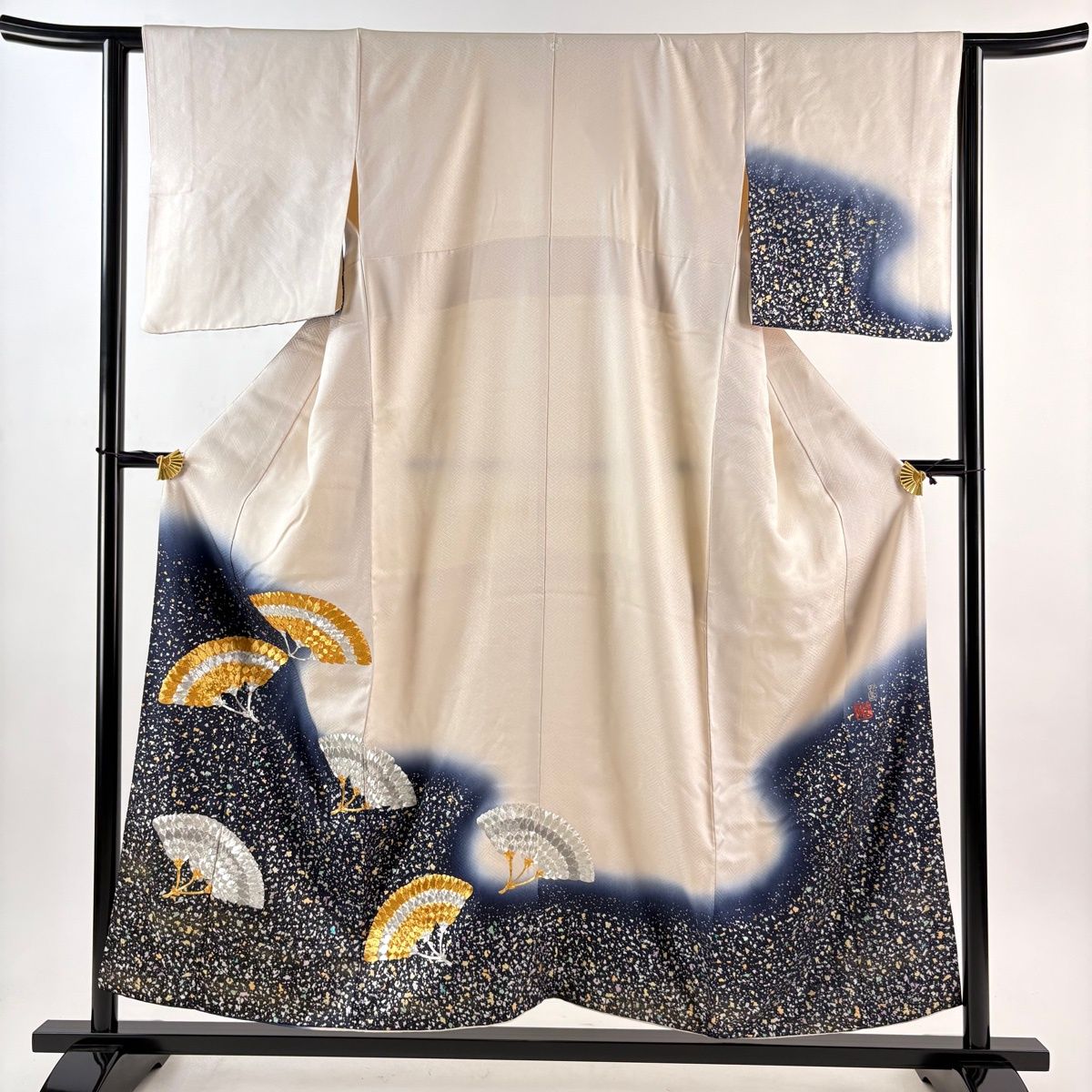 付下げ 身丈155.5 cm 裄丈62 S 袷 藤林徳扇 落款 葉柄 地紋 金銀糸 金銀彩 薄ピンク 正絹 一つ紋