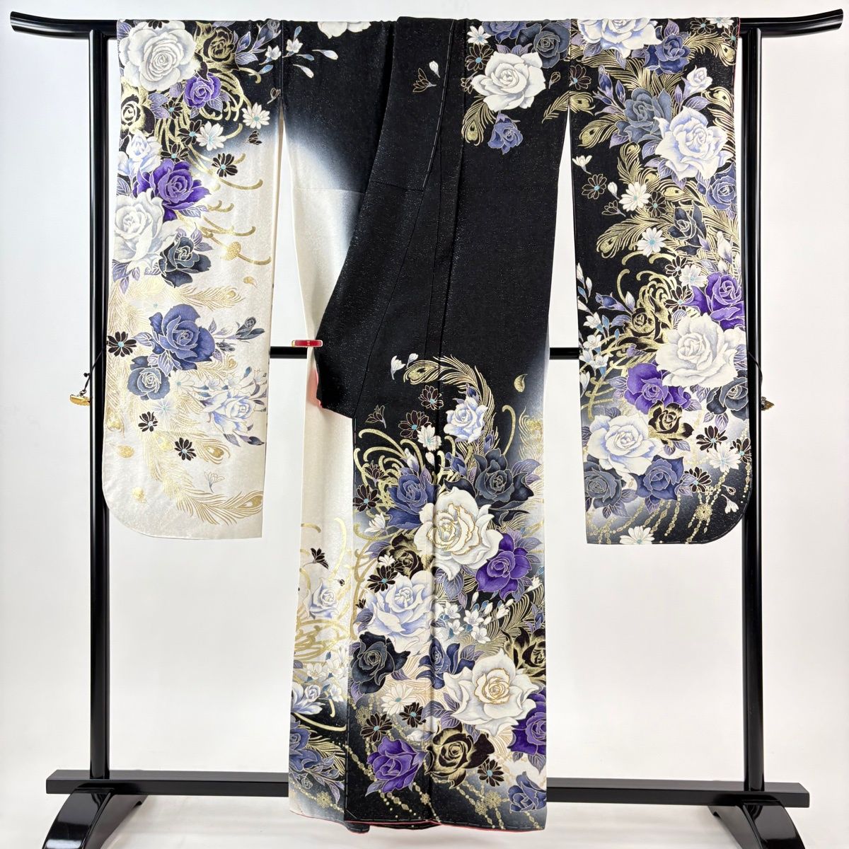振袖 身丈159cm 裄丈65.5cm M 袷 薔薇 孔雀の羽 銀通し 箔 黒 正絹