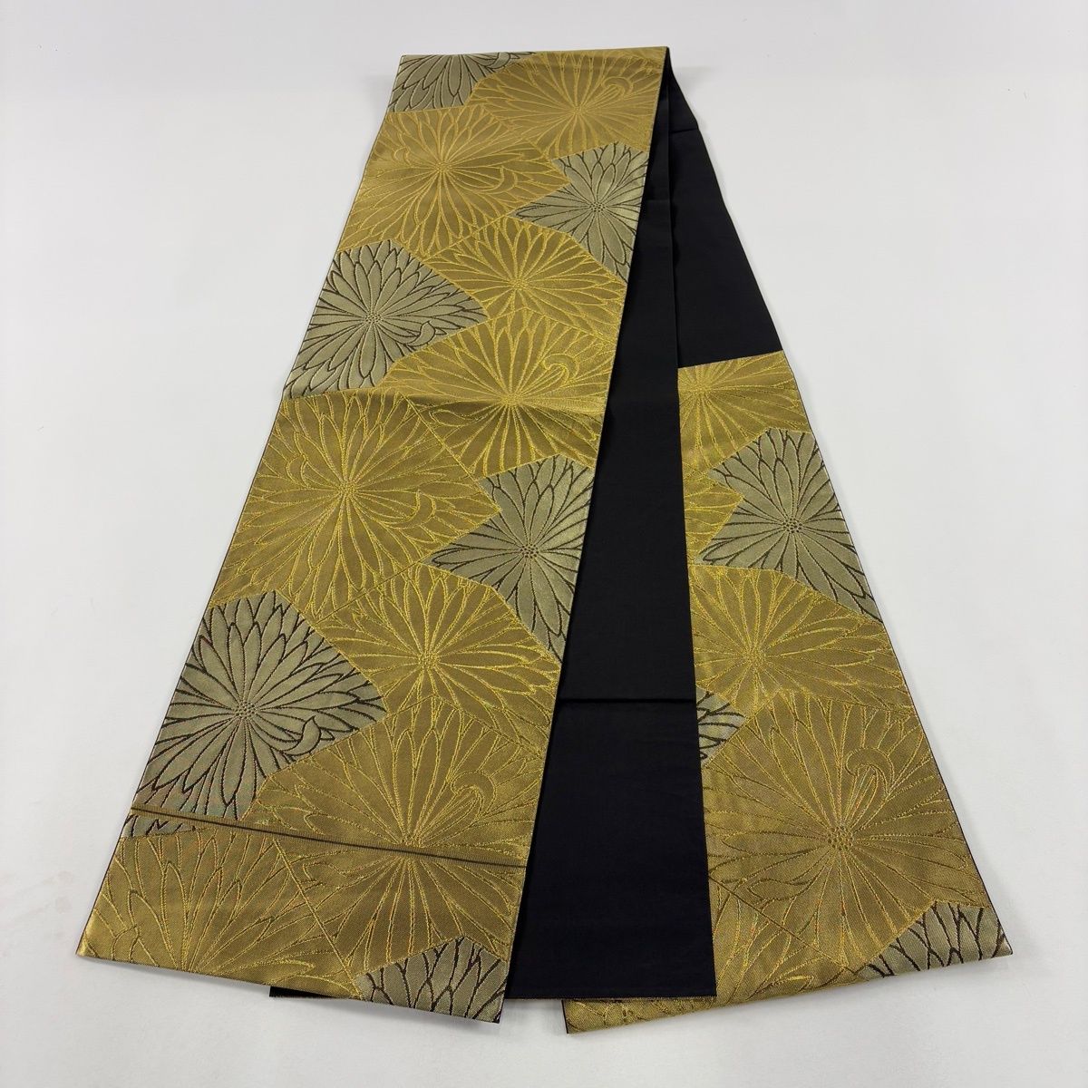 美品】 袋帯 名品 川島織物 落款 菊 幾何学模様 箔 金色 六通 正絹