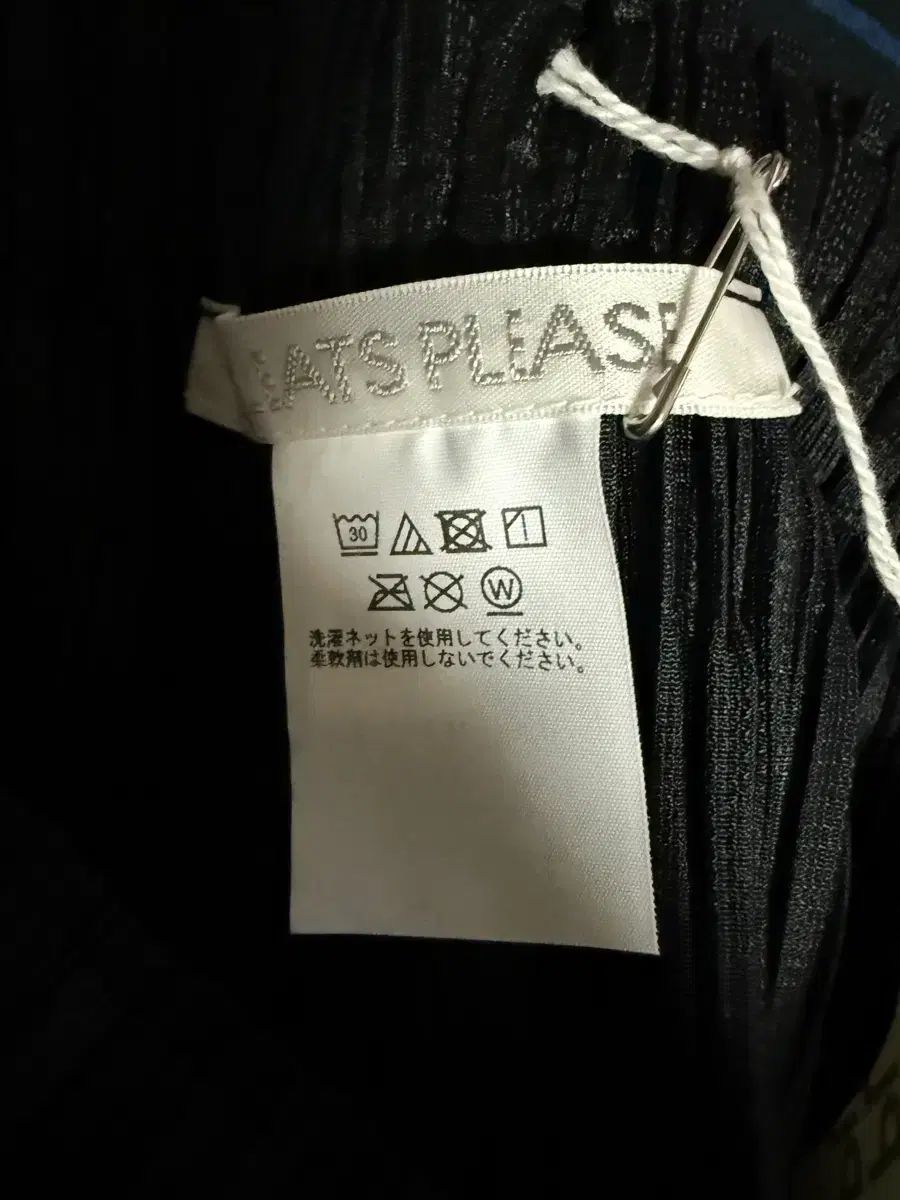  プリーツプリーズ | 띠커 パンツ 3 スラックス パンツ