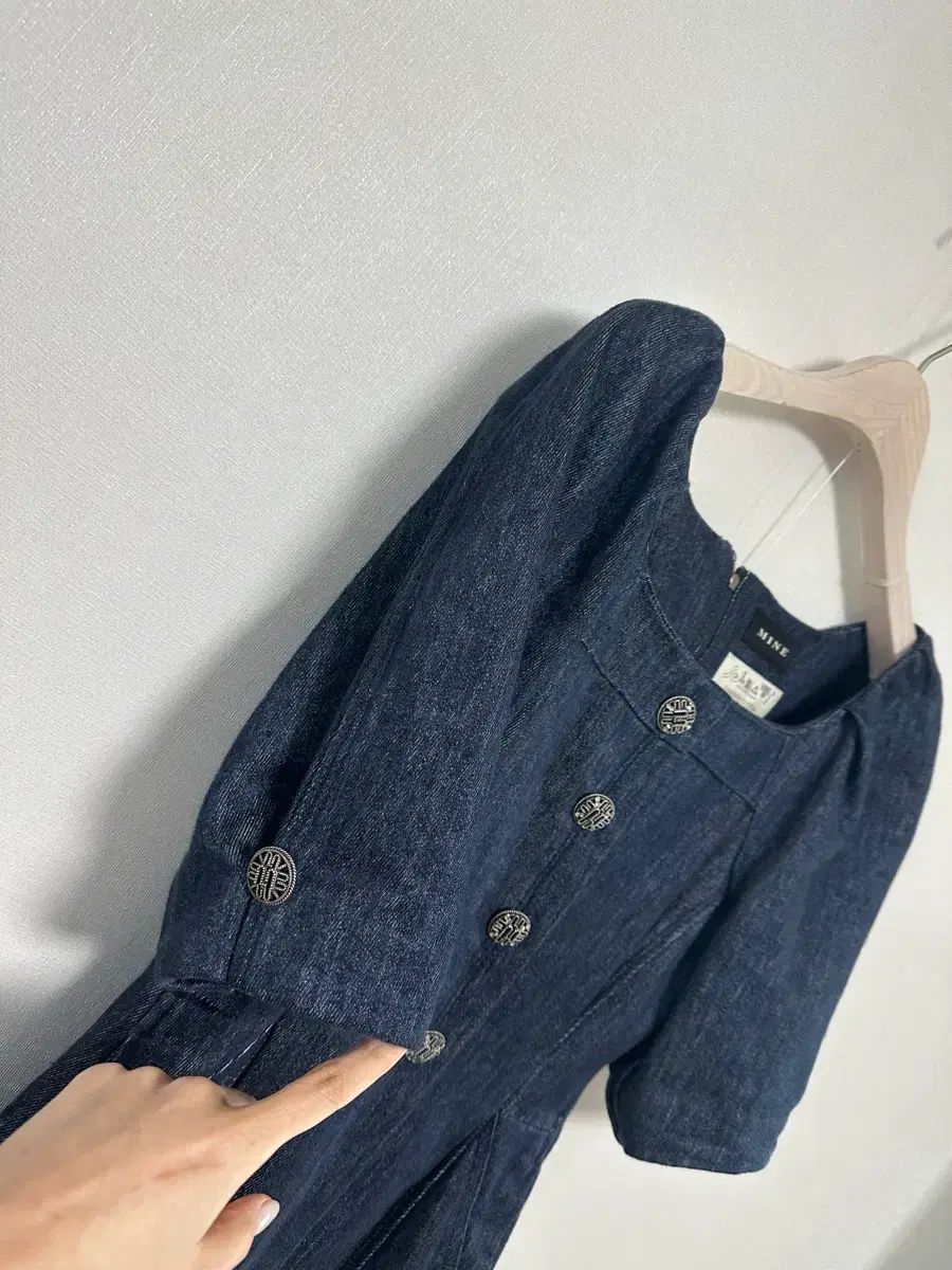 マイン22 スクエアネック