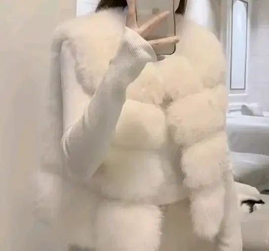 |* * 冬 ファーベスト ベスト アイボリー