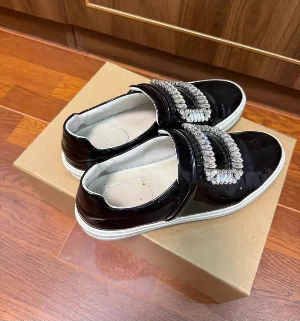 ロゼビビア ブラック エナメル キュービック スリッポン スニーカー 36