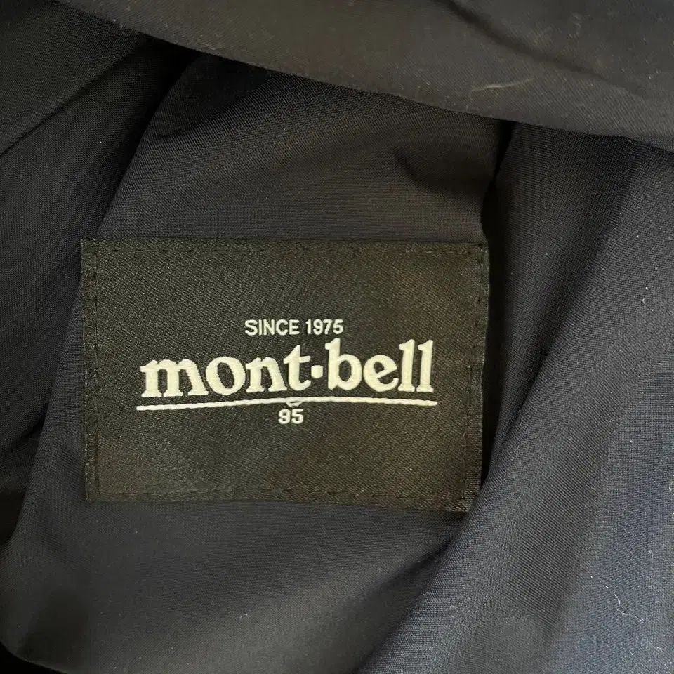 モンベル